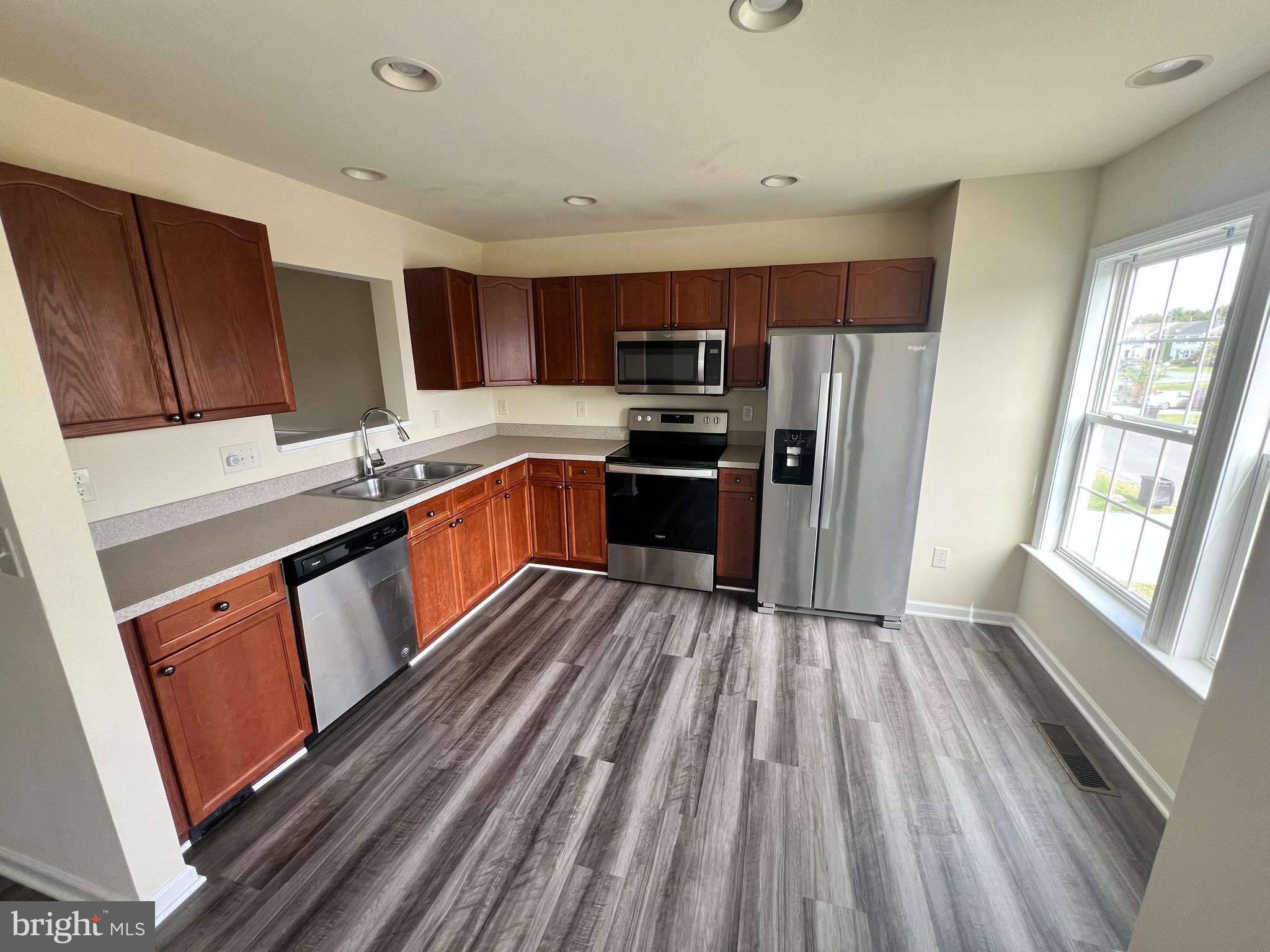 PRENTISS POINT - Residential