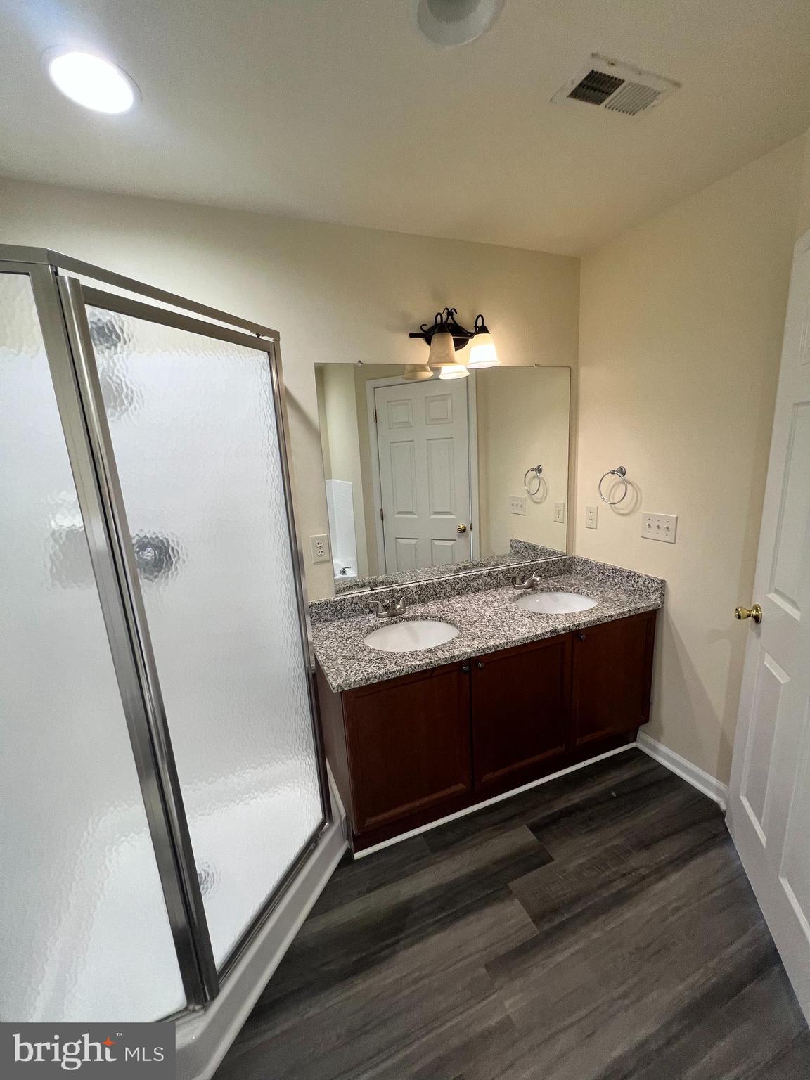 PRENTISS POINT - Residential