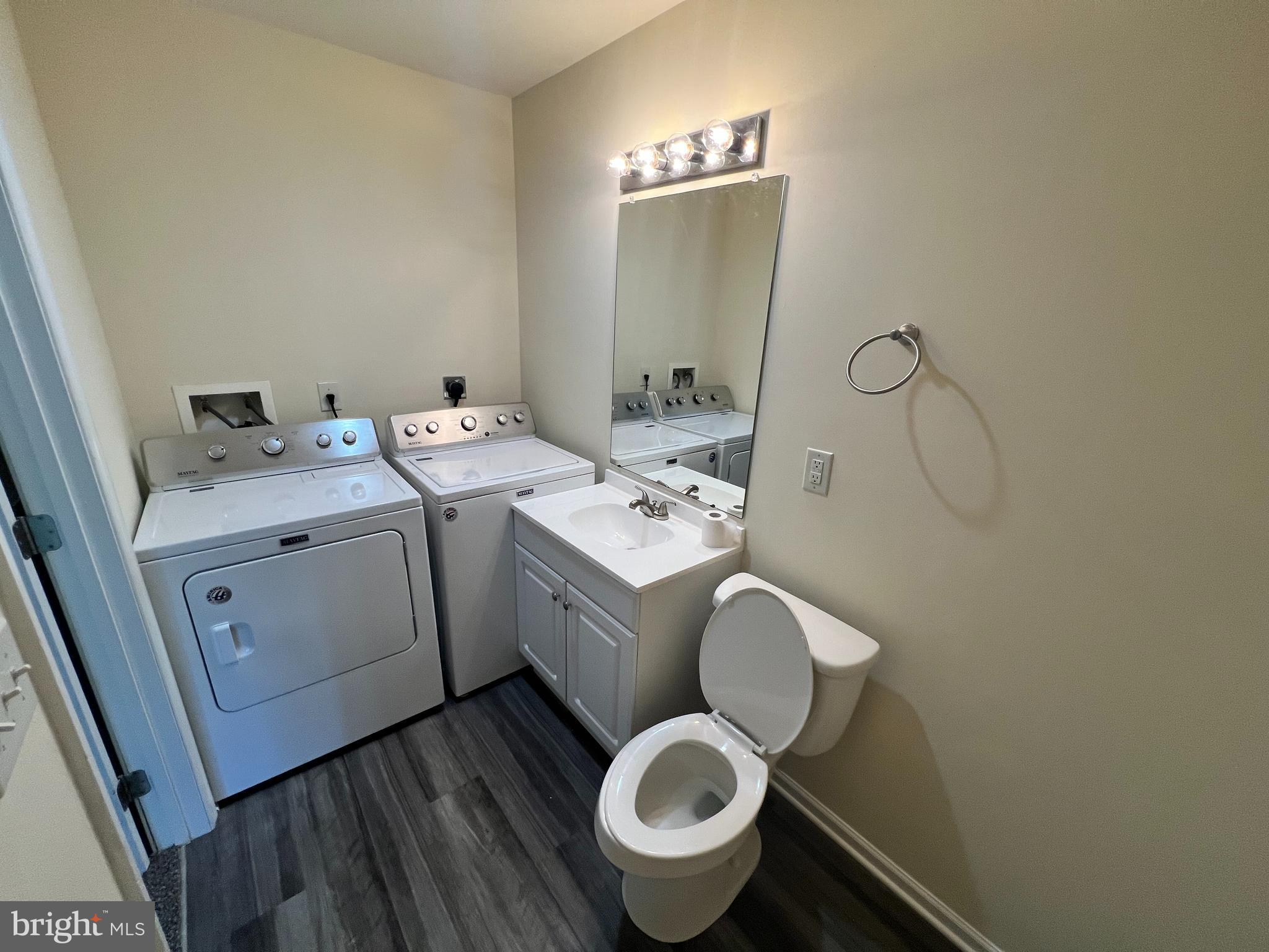 PRENTISS POINT - Residential