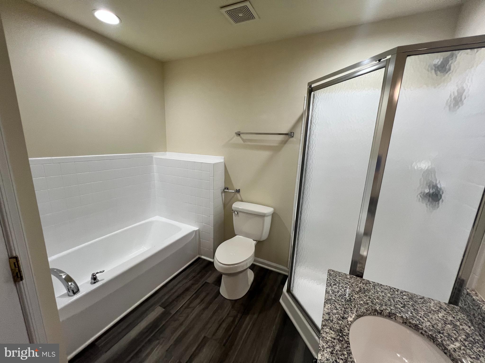 PRENTISS POINT - Residential