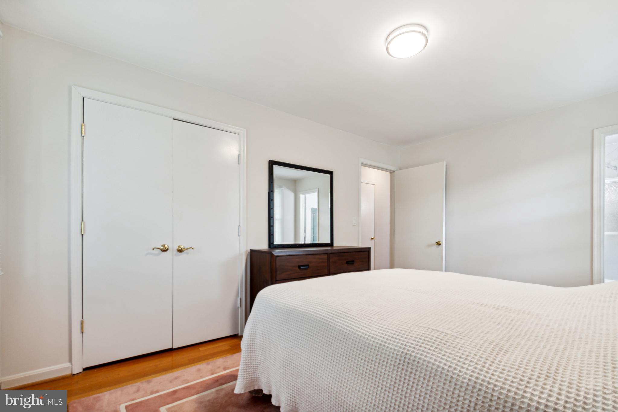 WOODACRES - Residential Lease