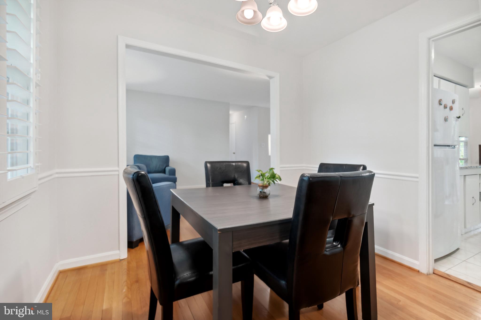 WOODACRES - Residential Lease