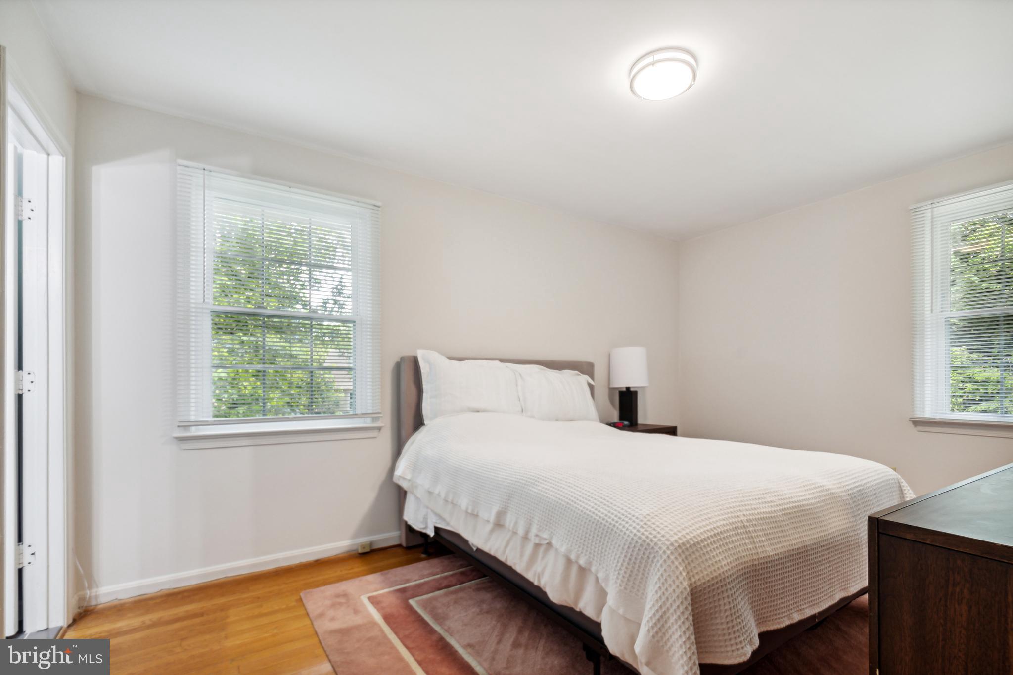 WOODACRES - Residential Lease