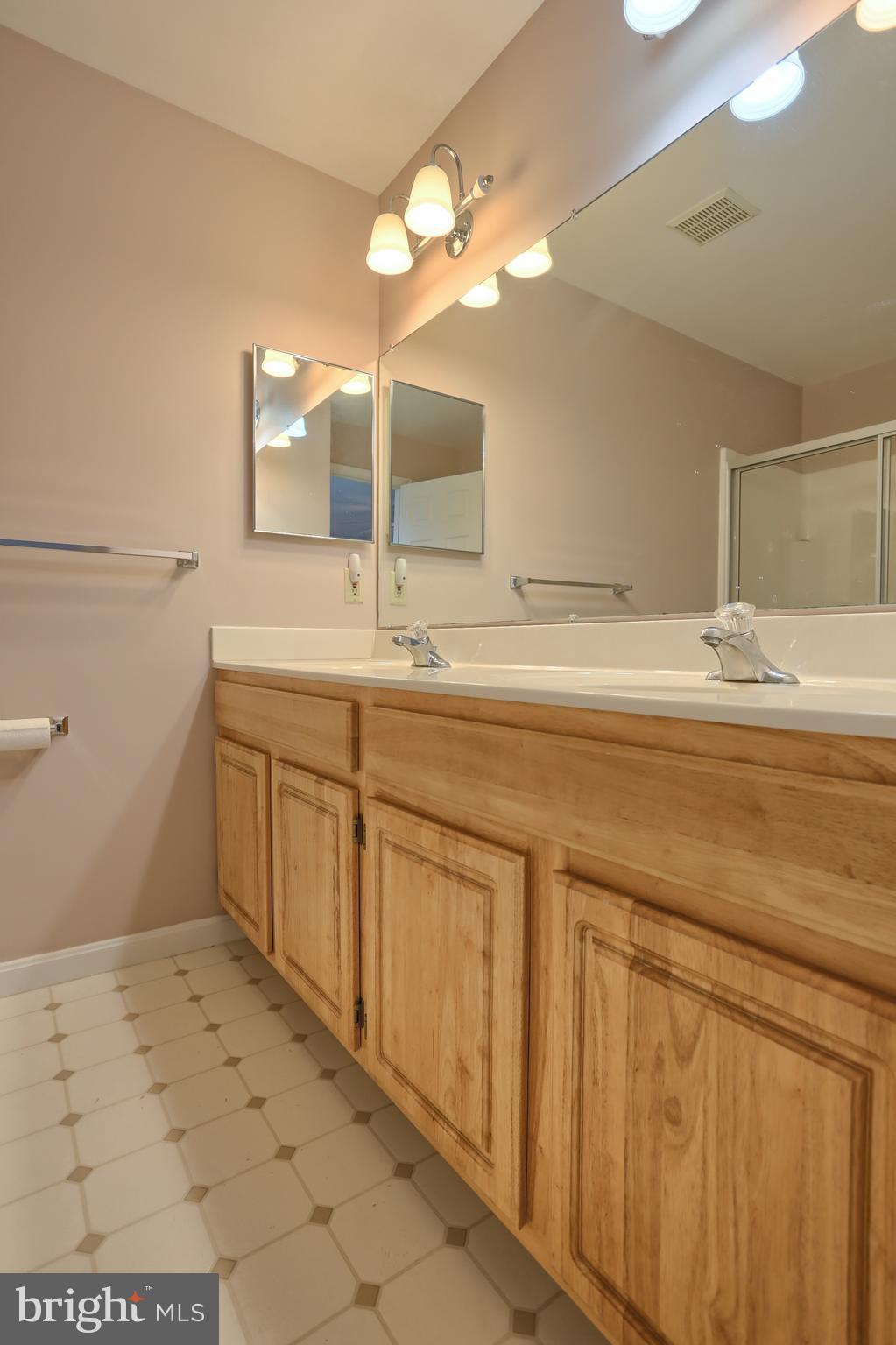 THE RESERVE - Residential Lease