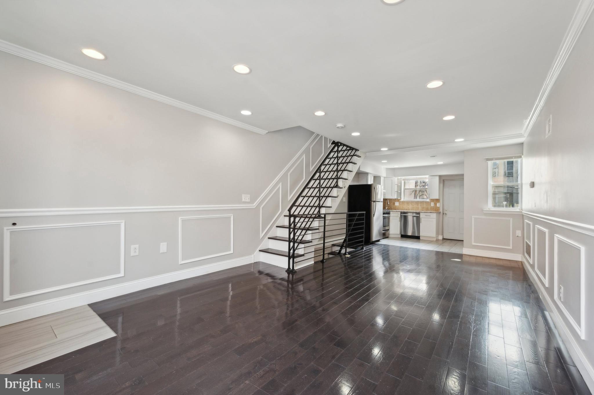 POINT BREEZE - Residential