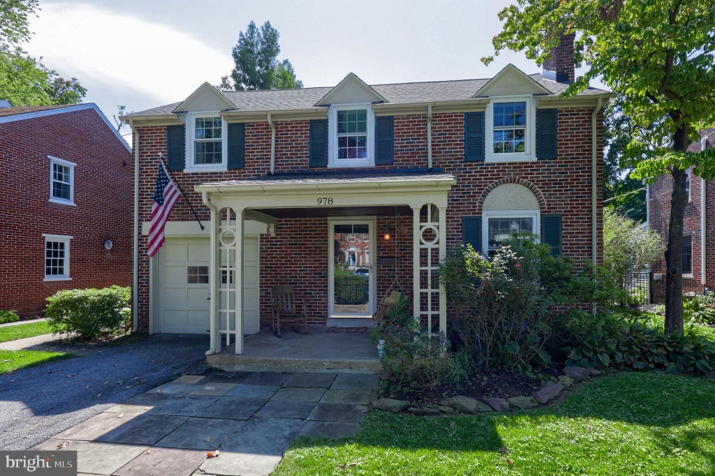 Photo of 978 Pleasure Road, LANCASTER, PA 17601 (MLS # PALA2094516)