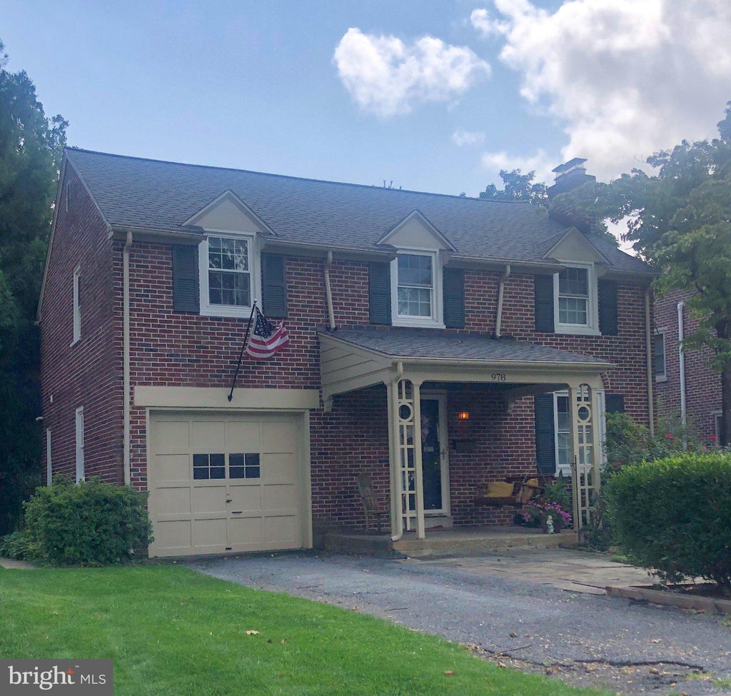 Photo of 978 Pleasure Road, LANCASTER, PA 17601 (MLS # PALA2094516)