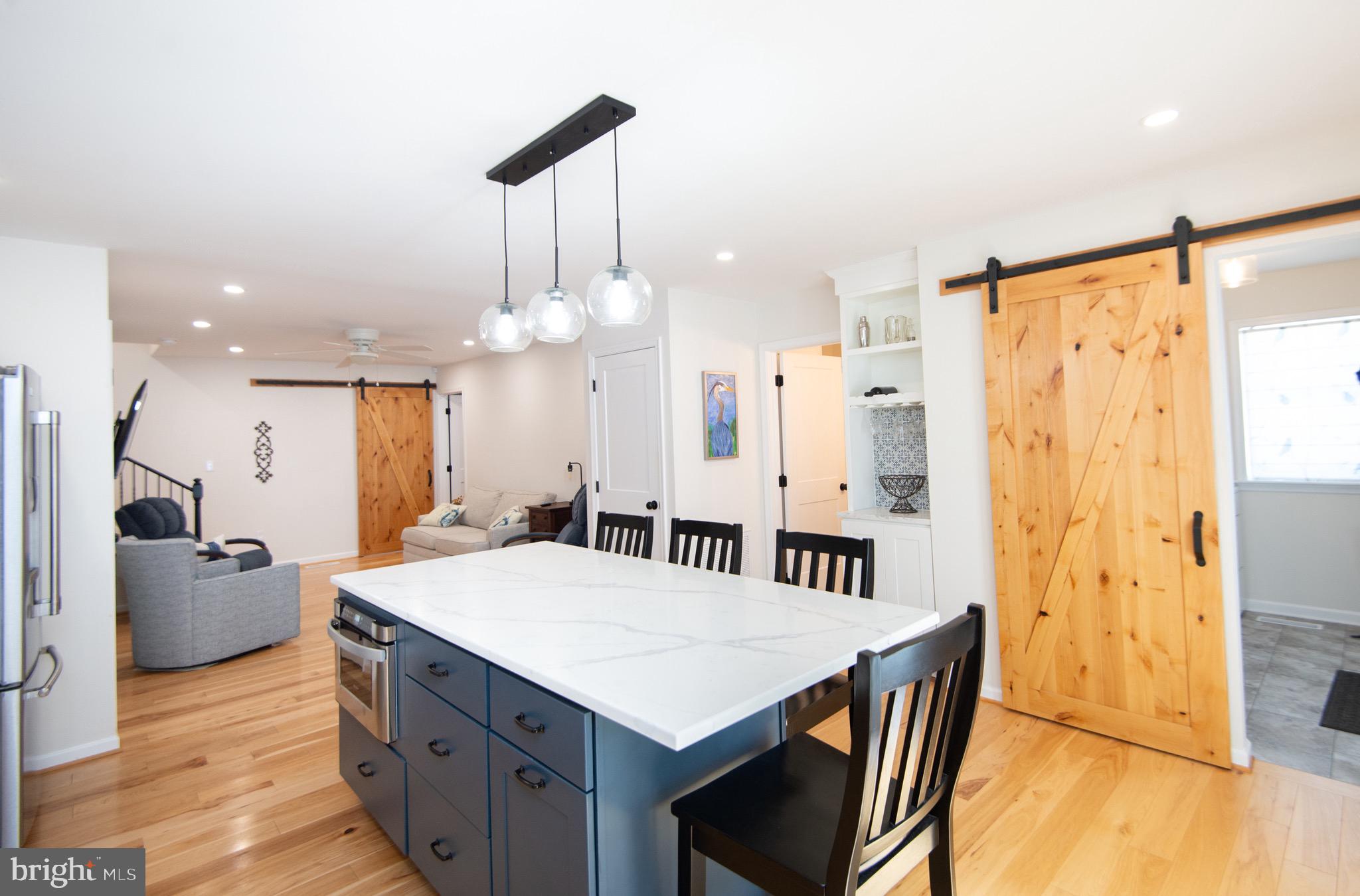 SECRETARY - Residential