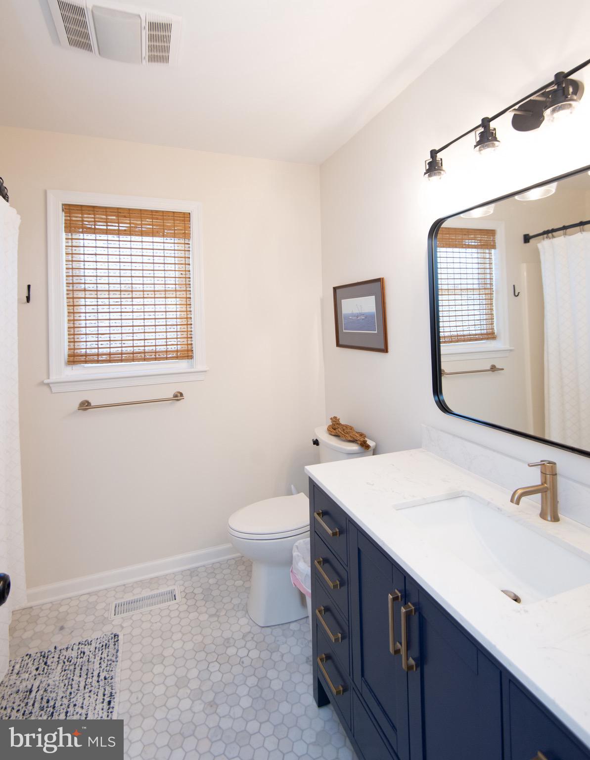 SECRETARY - Residential