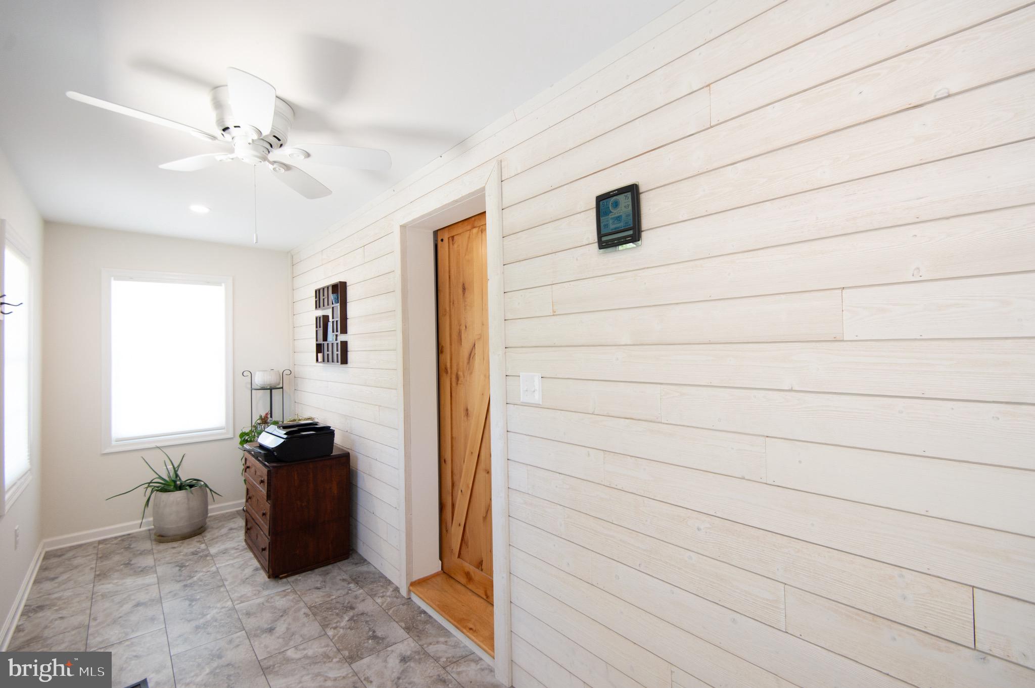 SECRETARY - Residential