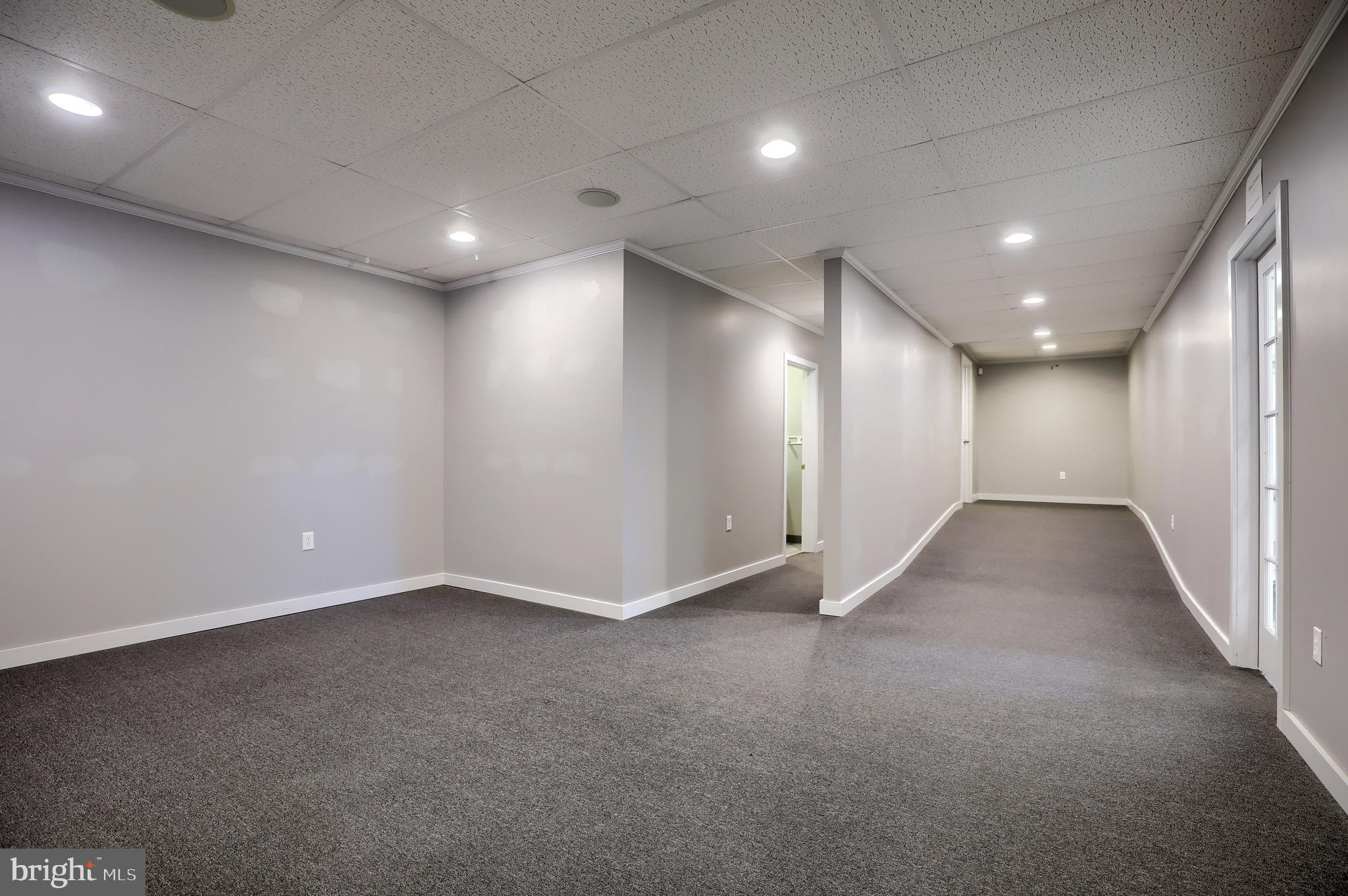 EPHRATA/LINCOLN - Commercial Sale