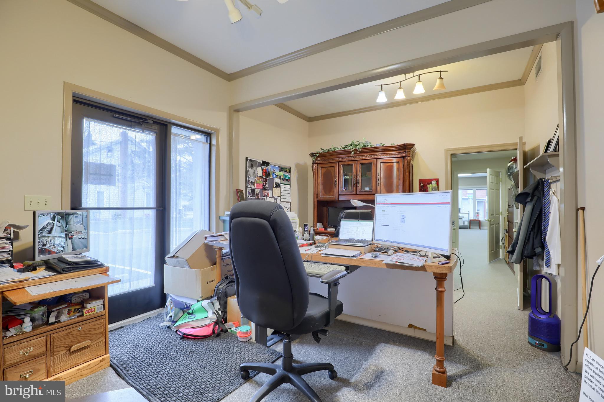 EPHRATA/LINCOLN - Commercial Sale