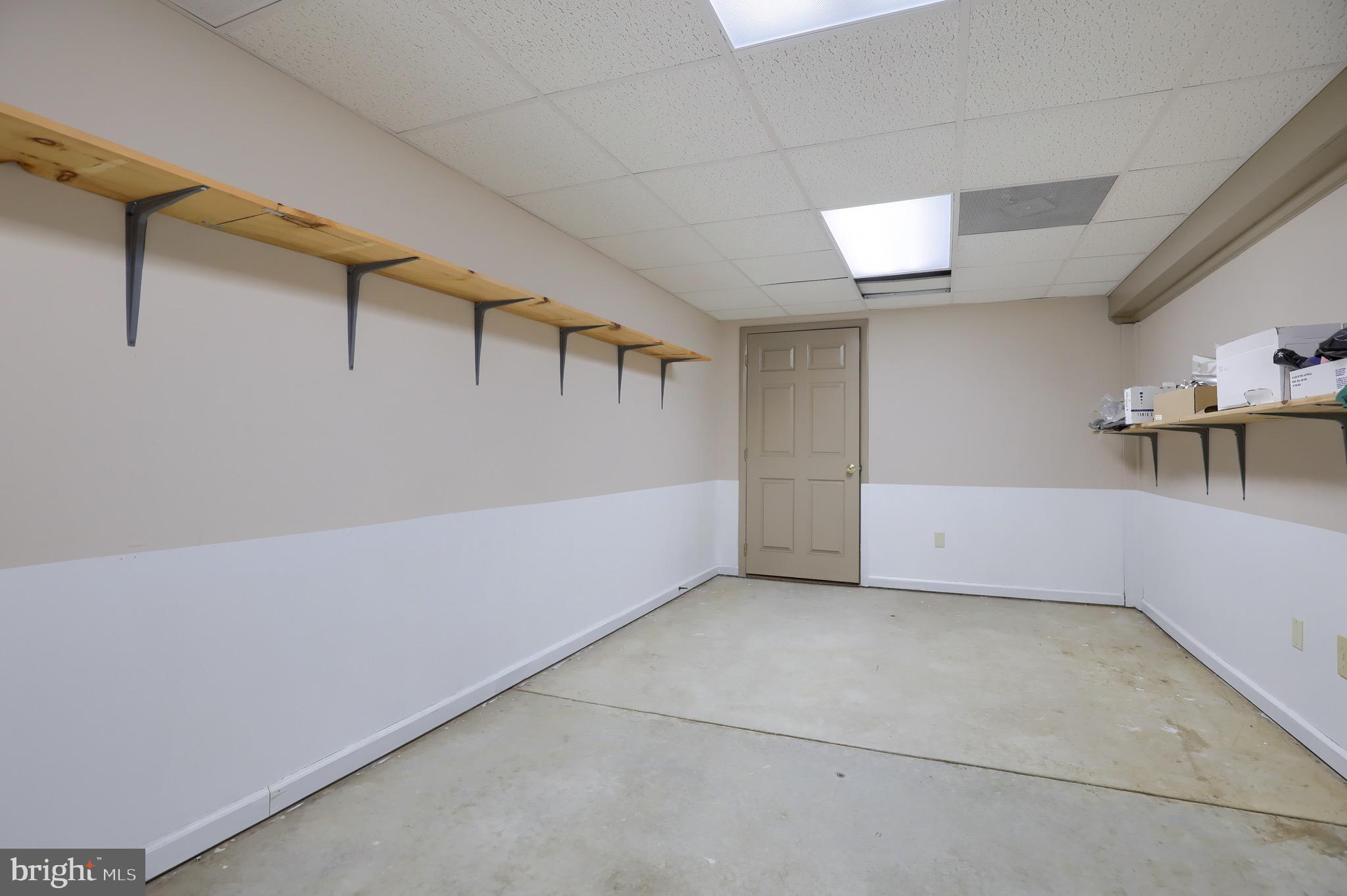 EPHRATA/LINCOLN - Commercial Sale