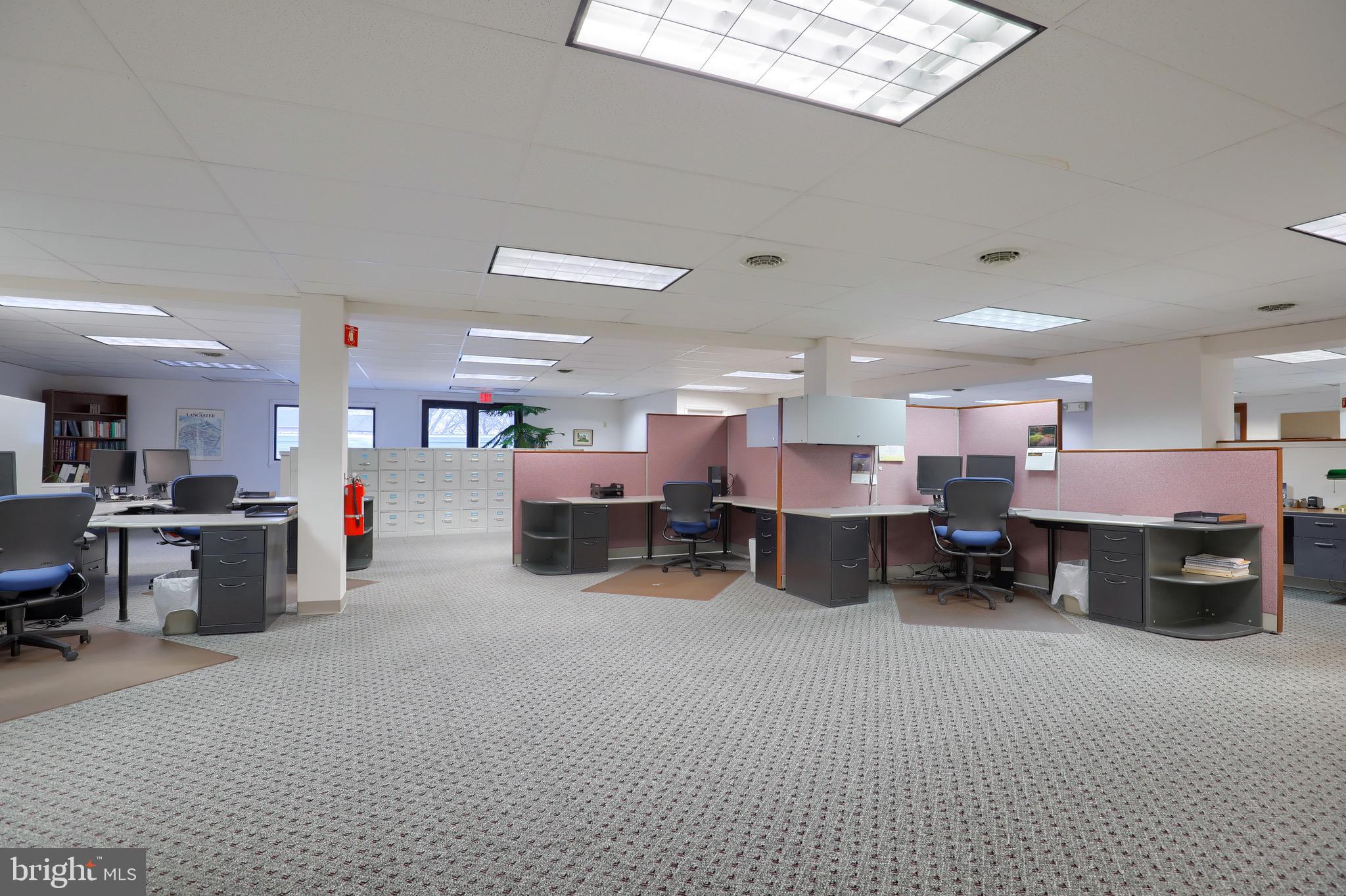 EPHRATA/LINCOLN - Commercial Sale