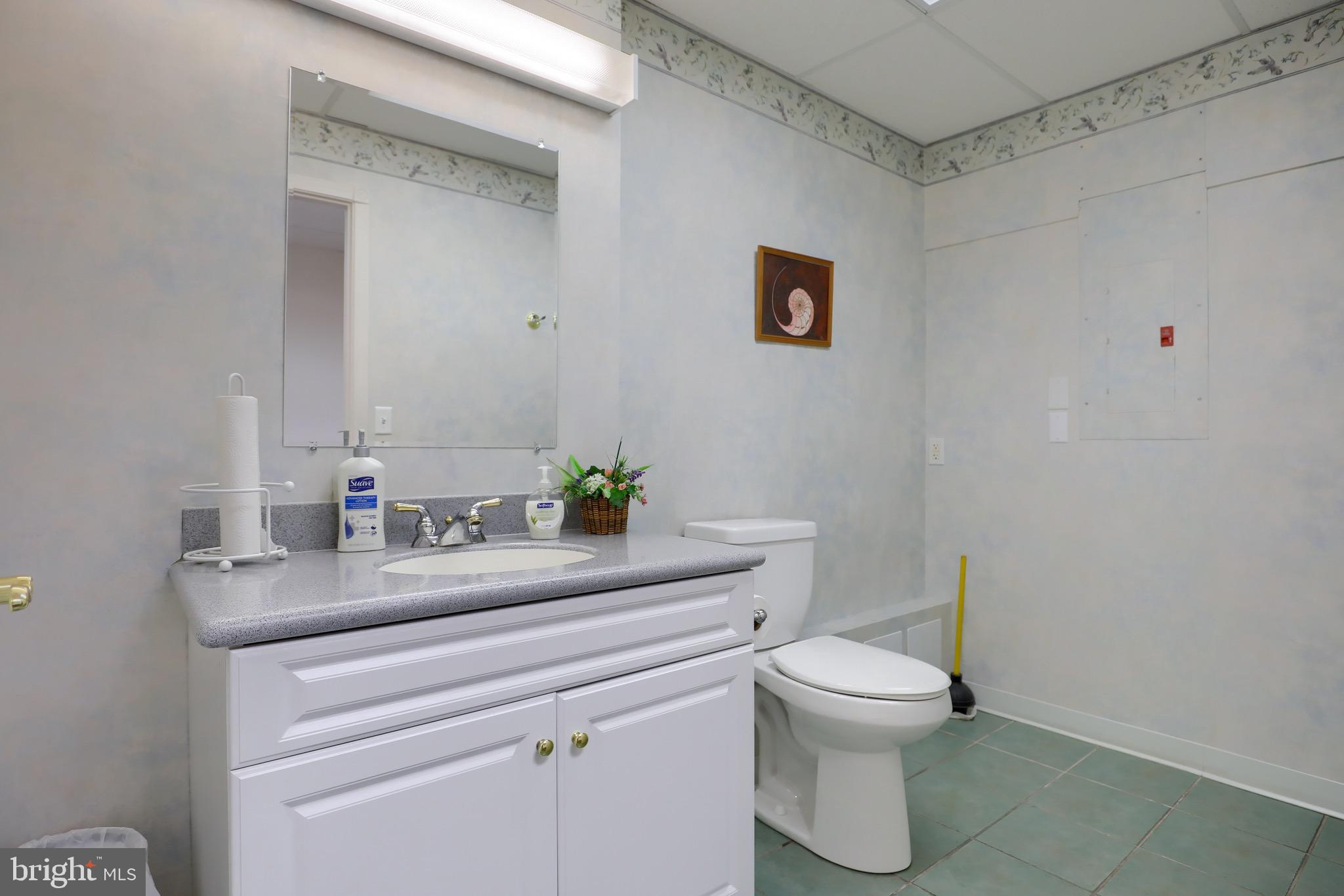 EPHRATA/LINCOLN - Commercial Sale