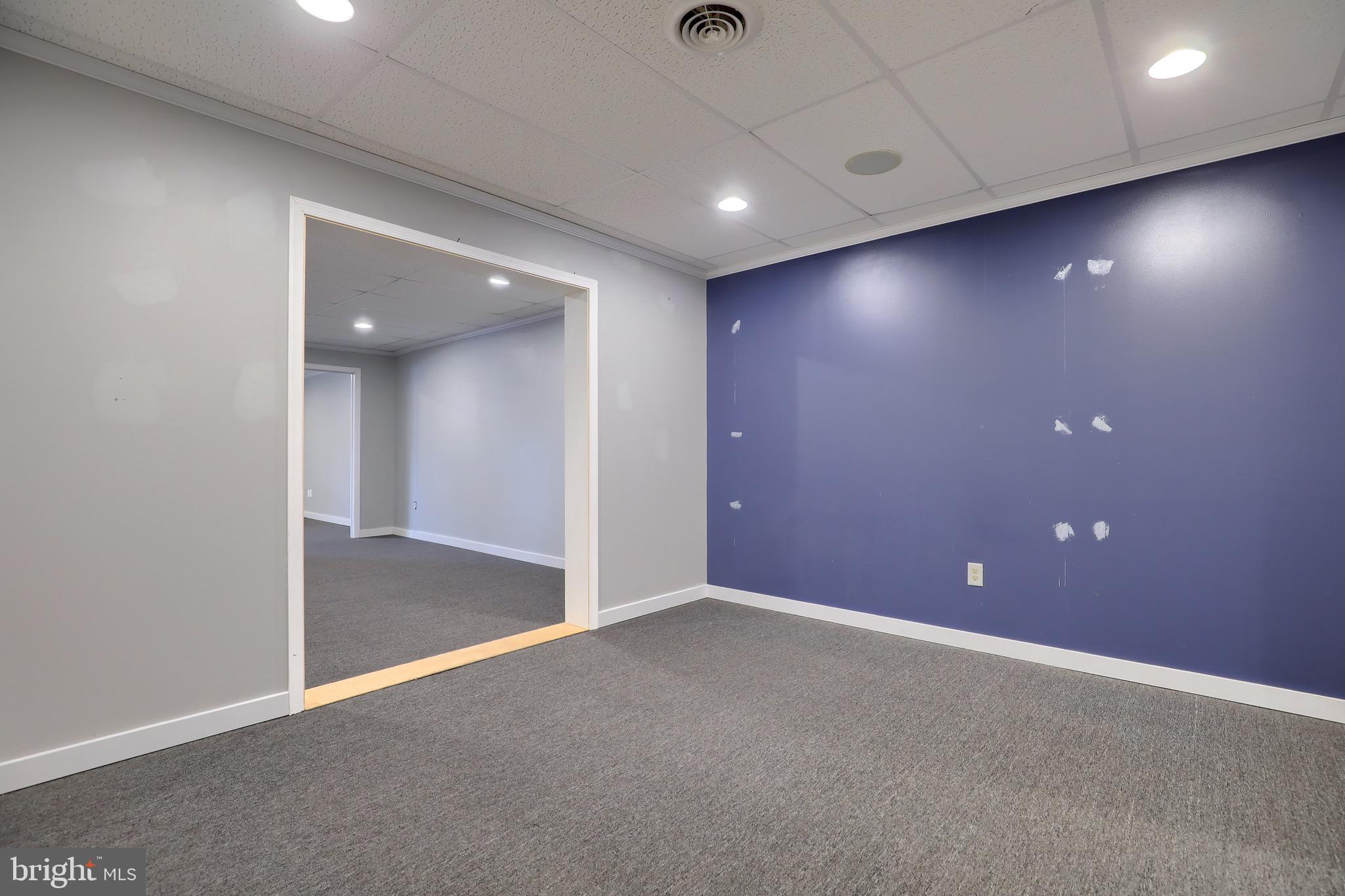 EPHRATA/LINCOLN - Commercial Sale