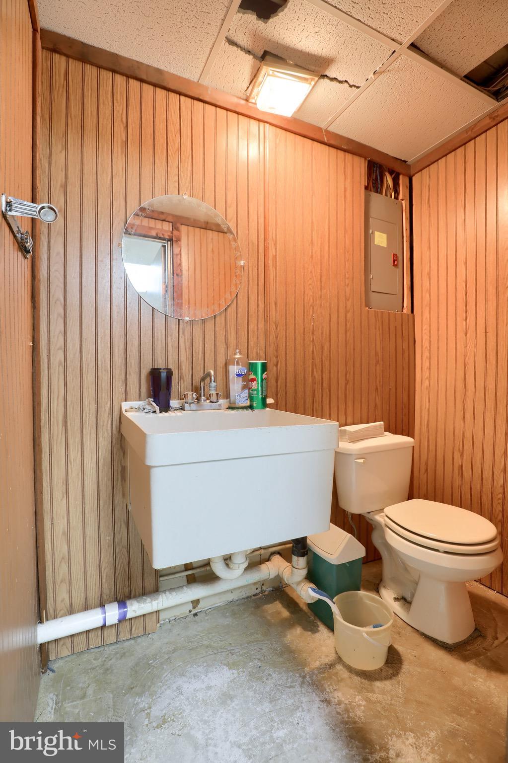 EPHRATA/LINCOLN - Commercial Sale