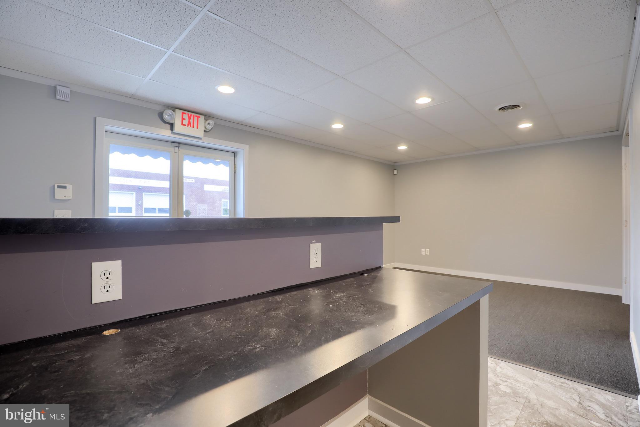 EPHRATA/LINCOLN - Commercial Sale