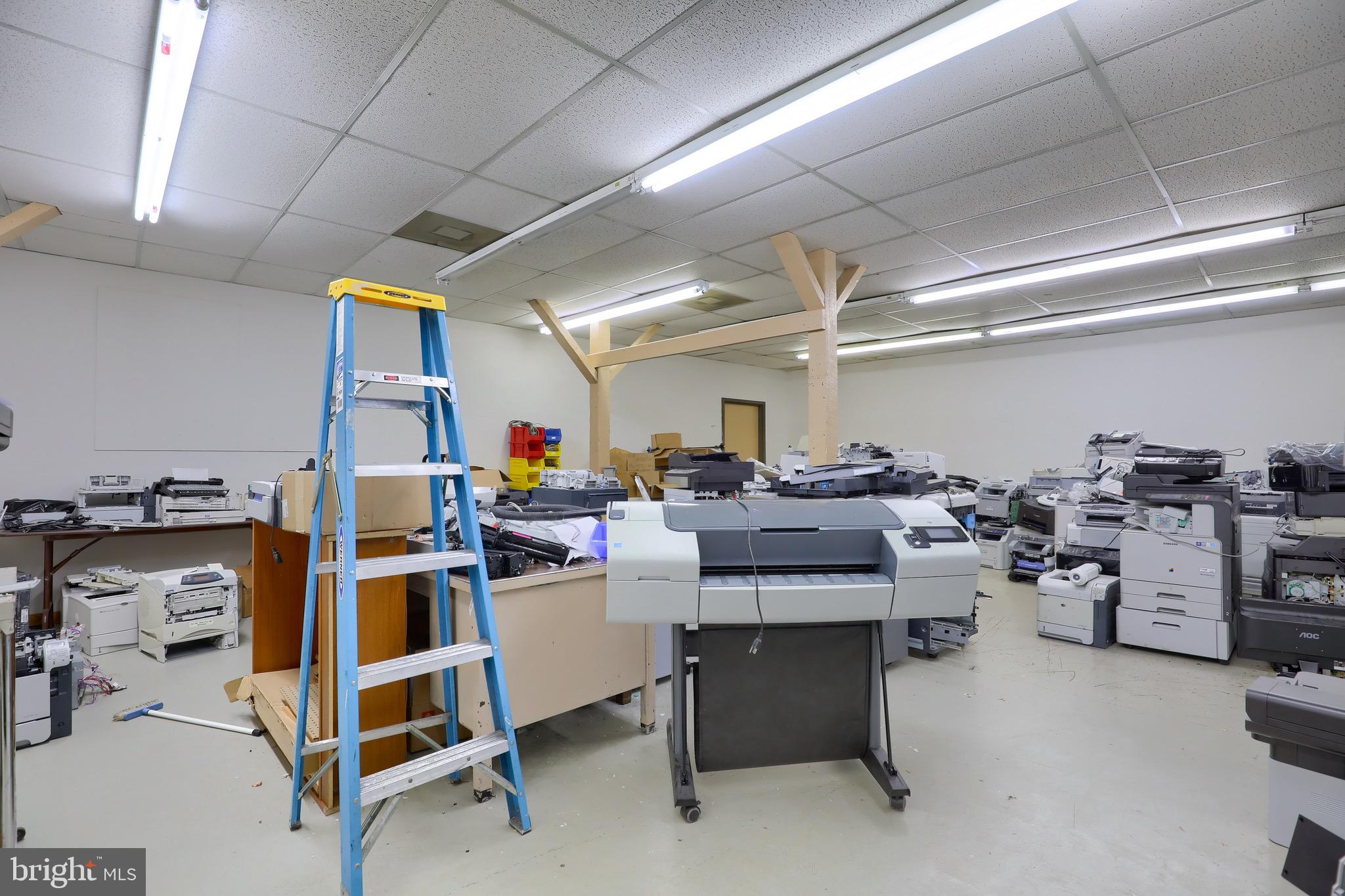 EPHRATA/LINCOLN - Commercial Sale