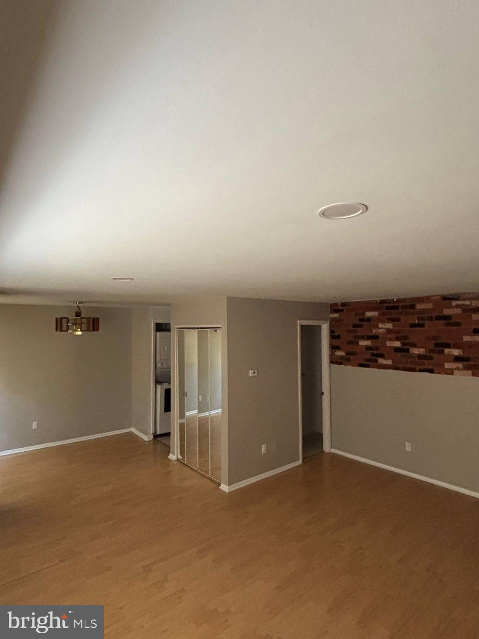 Welcome to this spacious and inviting 2-bedroom, 2-bathroom apartment in Northeast Philadelphia (19116)! This home offers a comfortable layout with modern updates, making it a great choice for anyone seeking both convenience and style.
Step inside to find a bright living room with large windows, neutral paint, and laminate flooring throughout, creating a fresh and easy-to-maintain space. The kitchen and dining area flow naturally from the living space, offering functionality for everyday living.
Both bedrooms are generously sized with plenty of natural light, and the apartment includes two bathrooms for added comfort and privacy. An in-unit washer and dryer provide ultimate convenience.