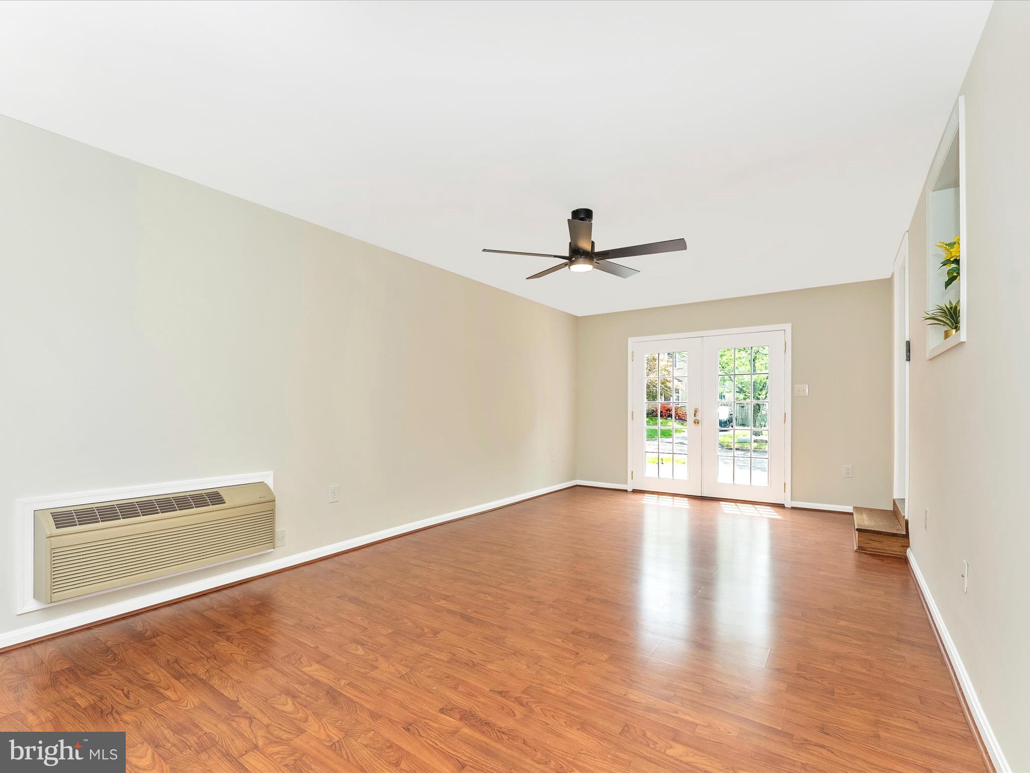 HADLEY FARMS - Residential