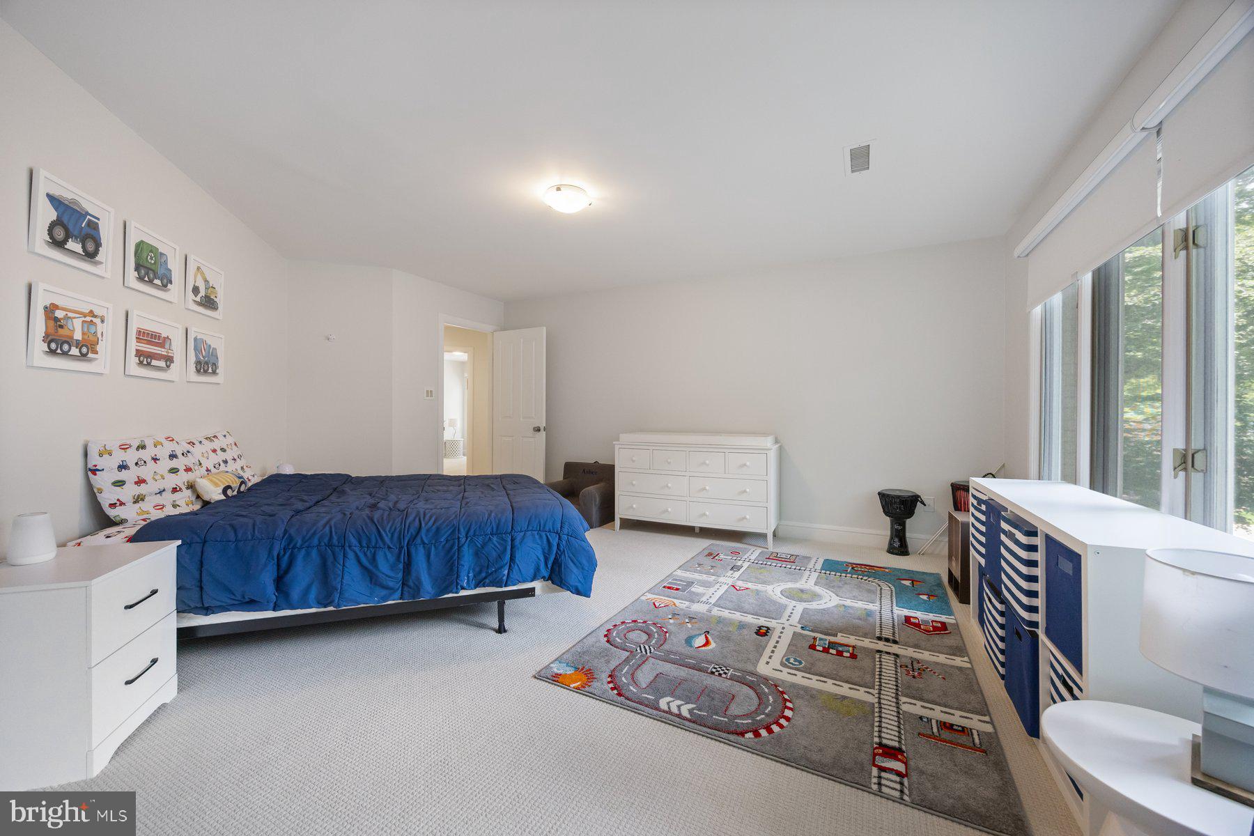 BURNING TREE VALLEY - Residential