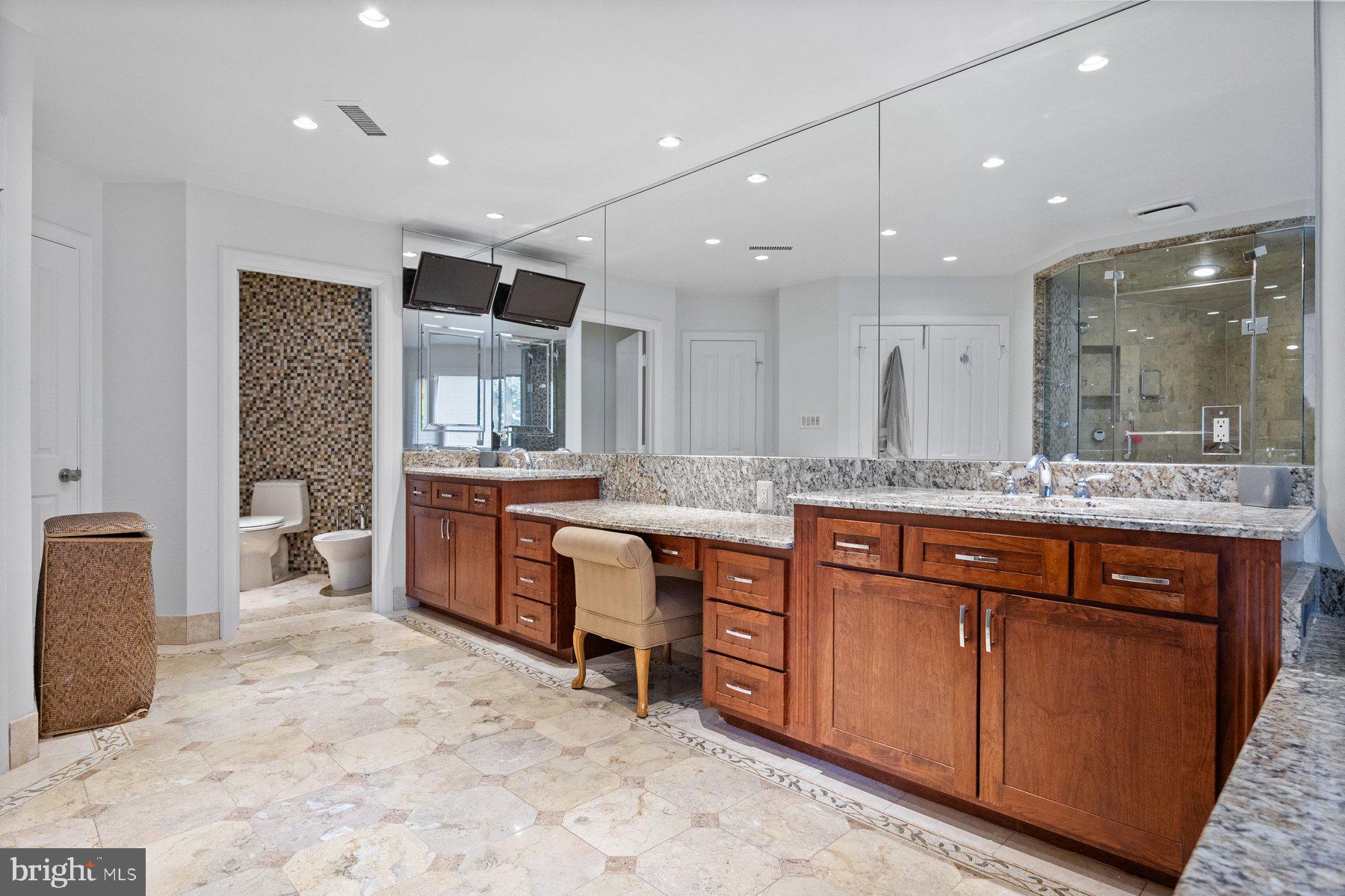 BURNING TREE VALLEY - Residential