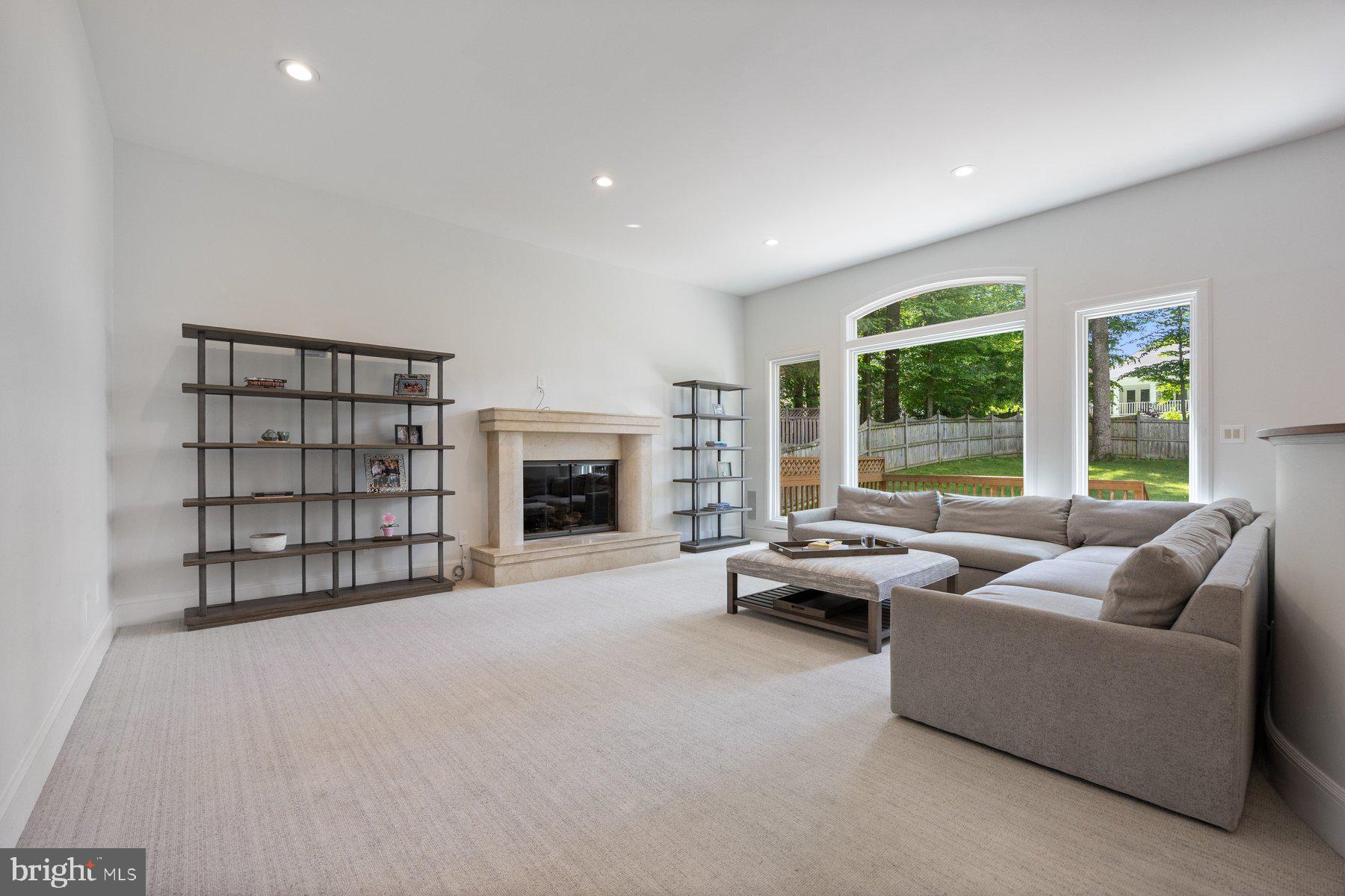 BURNING TREE VALLEY - Residential