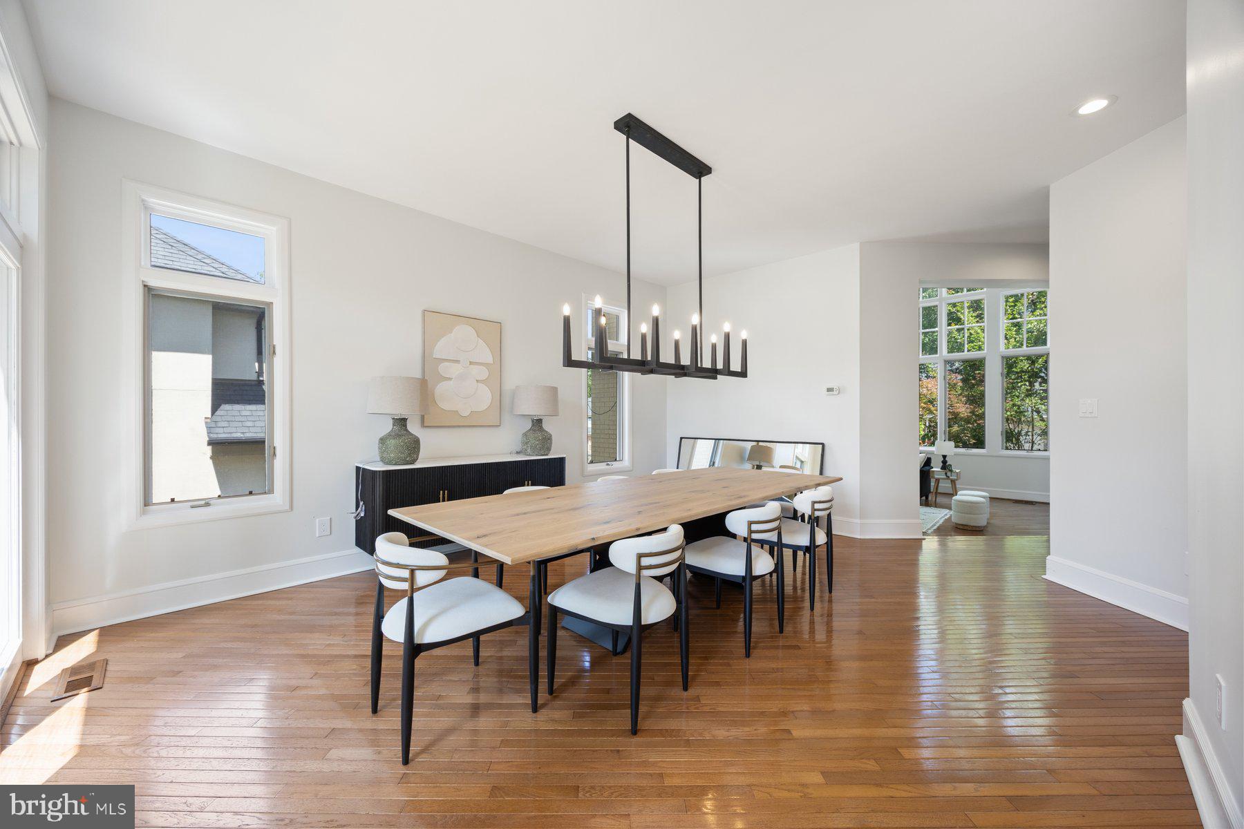 BURNING TREE VALLEY - Residential