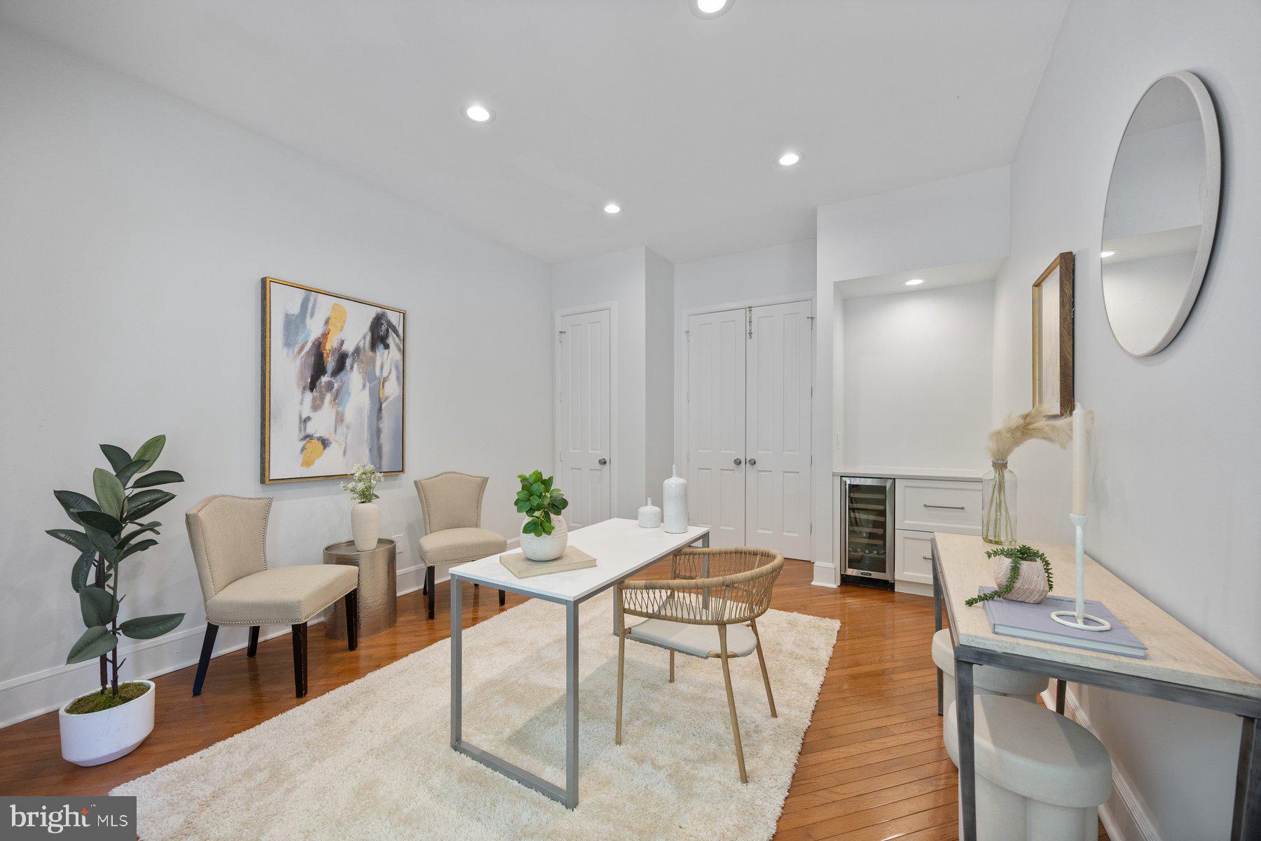 BURNING TREE VALLEY - Residential