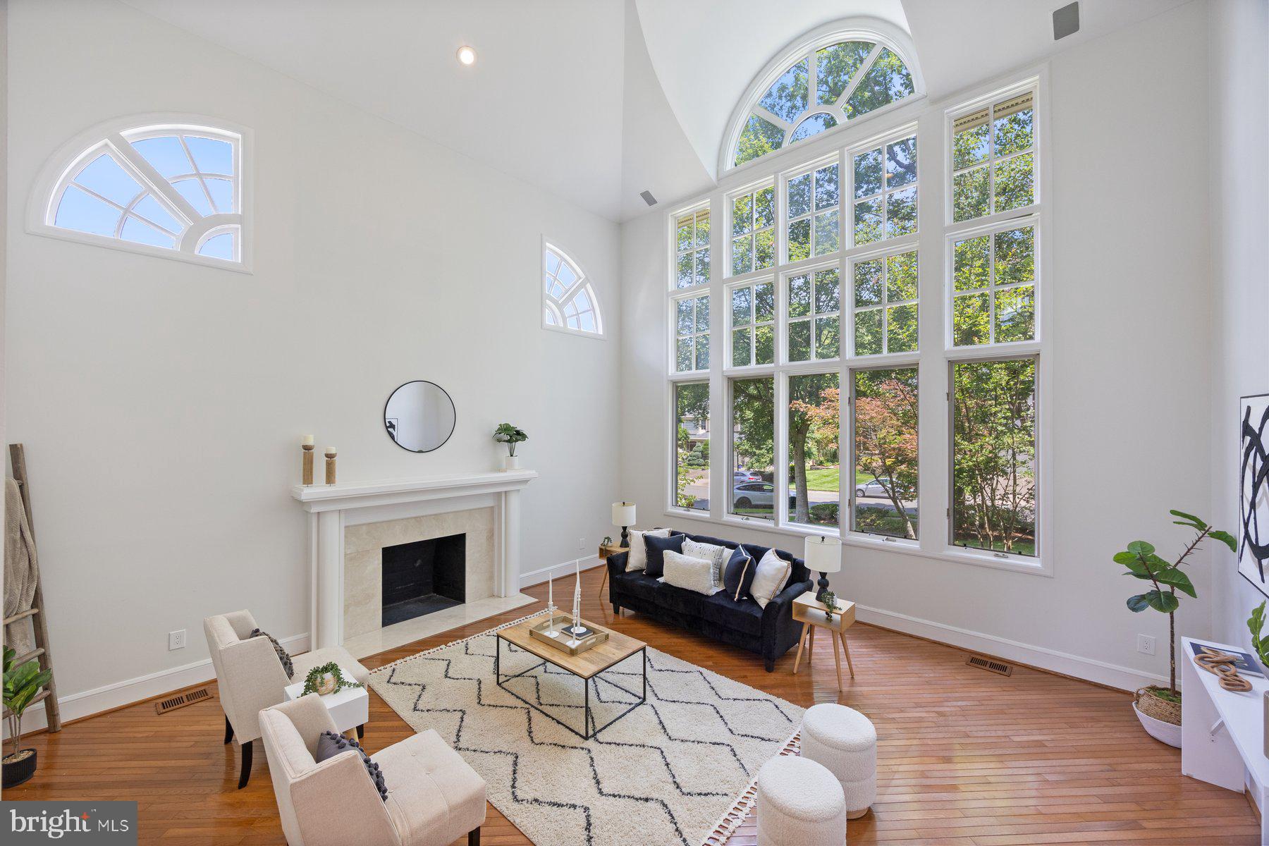 BURNING TREE VALLEY - Residential