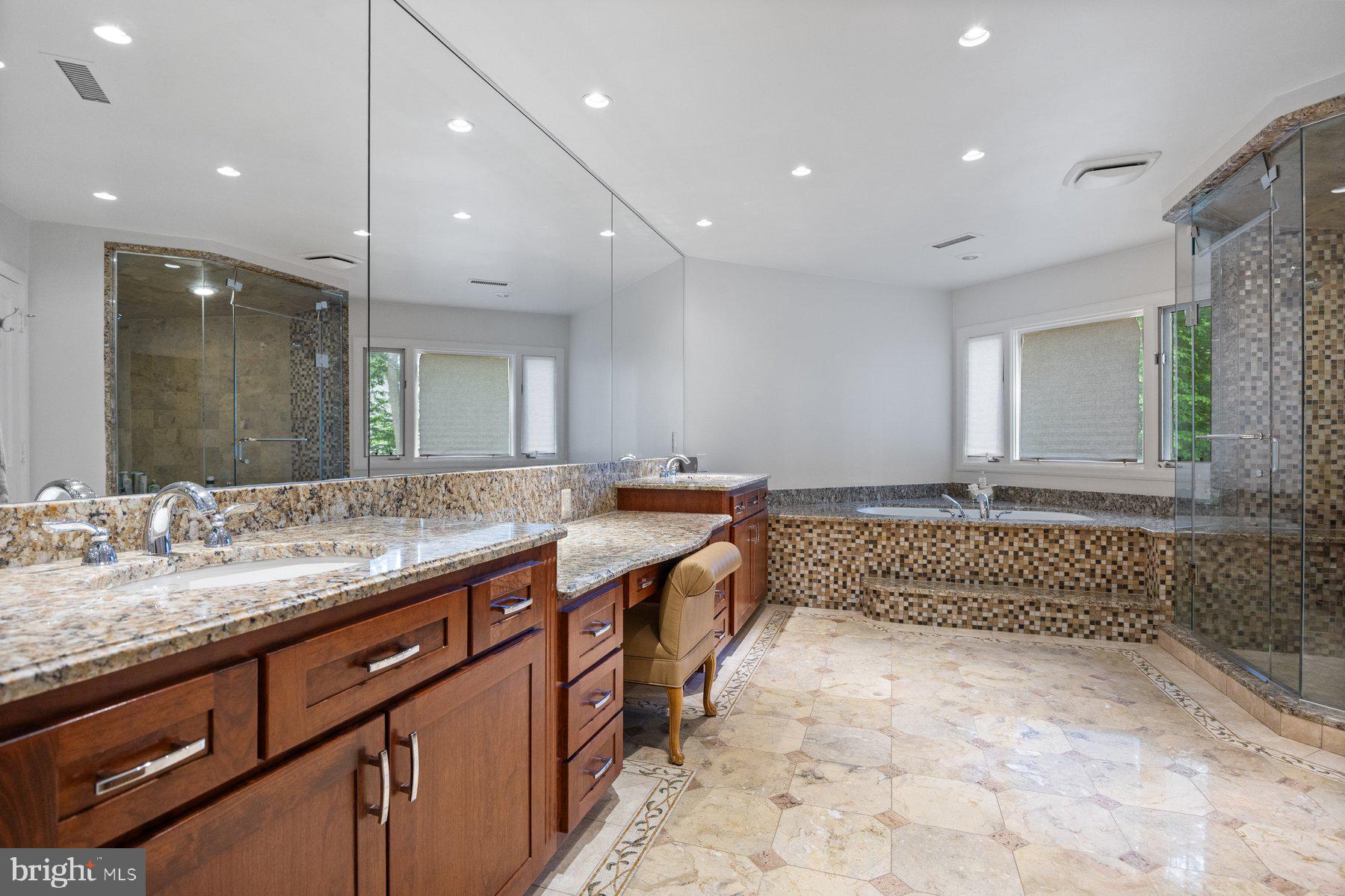 BURNING TREE VALLEY - Residential