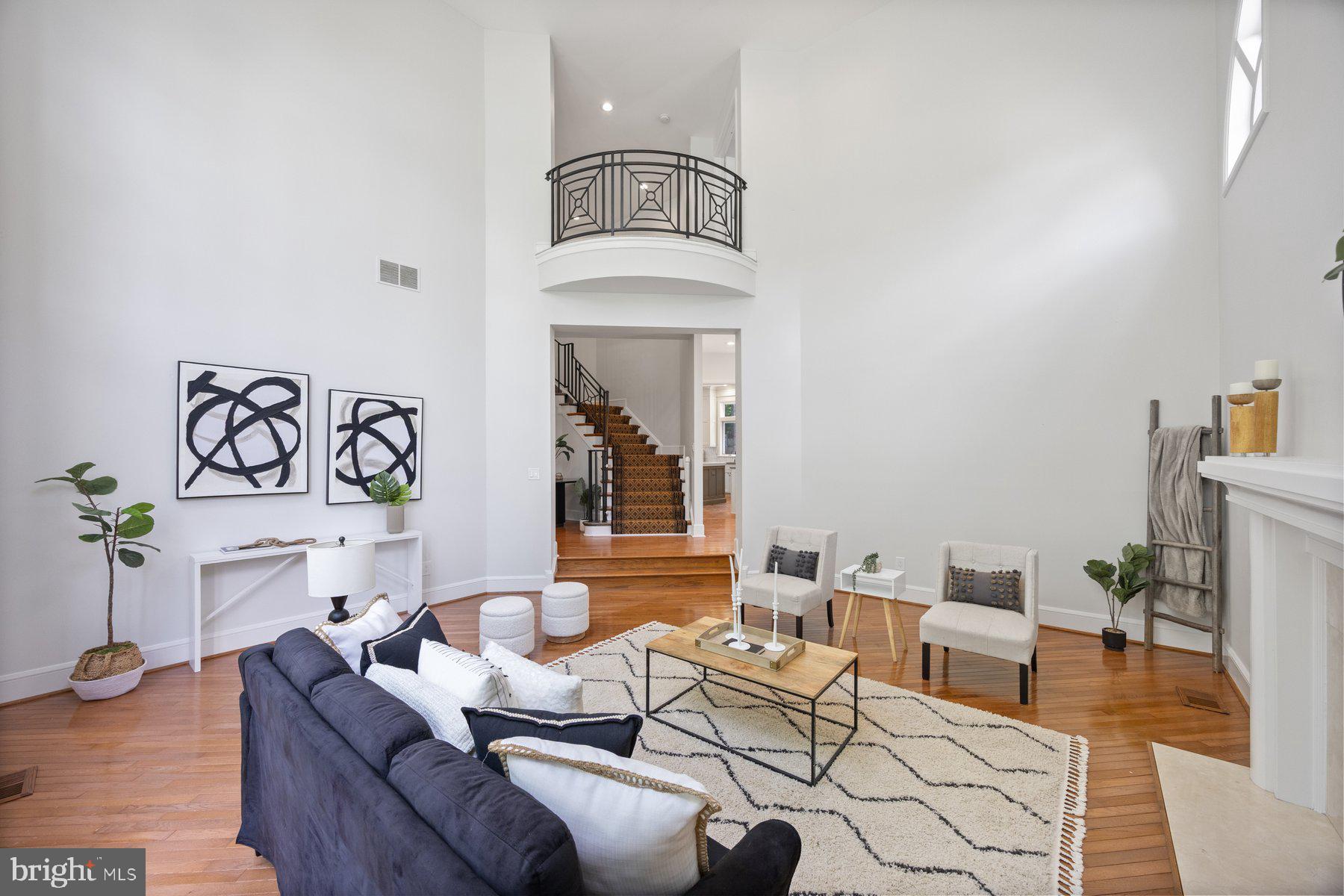 BURNING TREE VALLEY - Residential