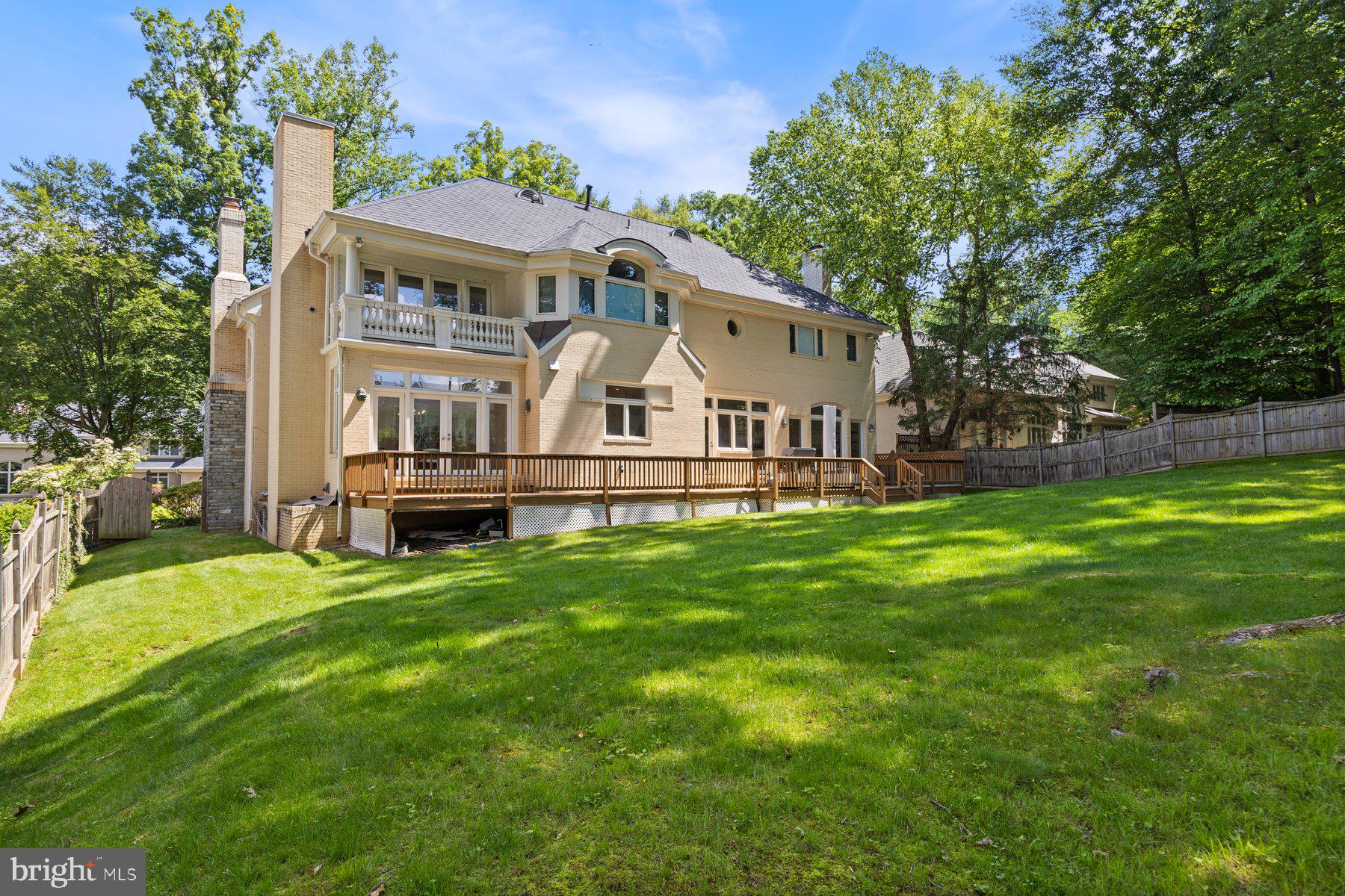 BURNING TREE VALLEY - Residential