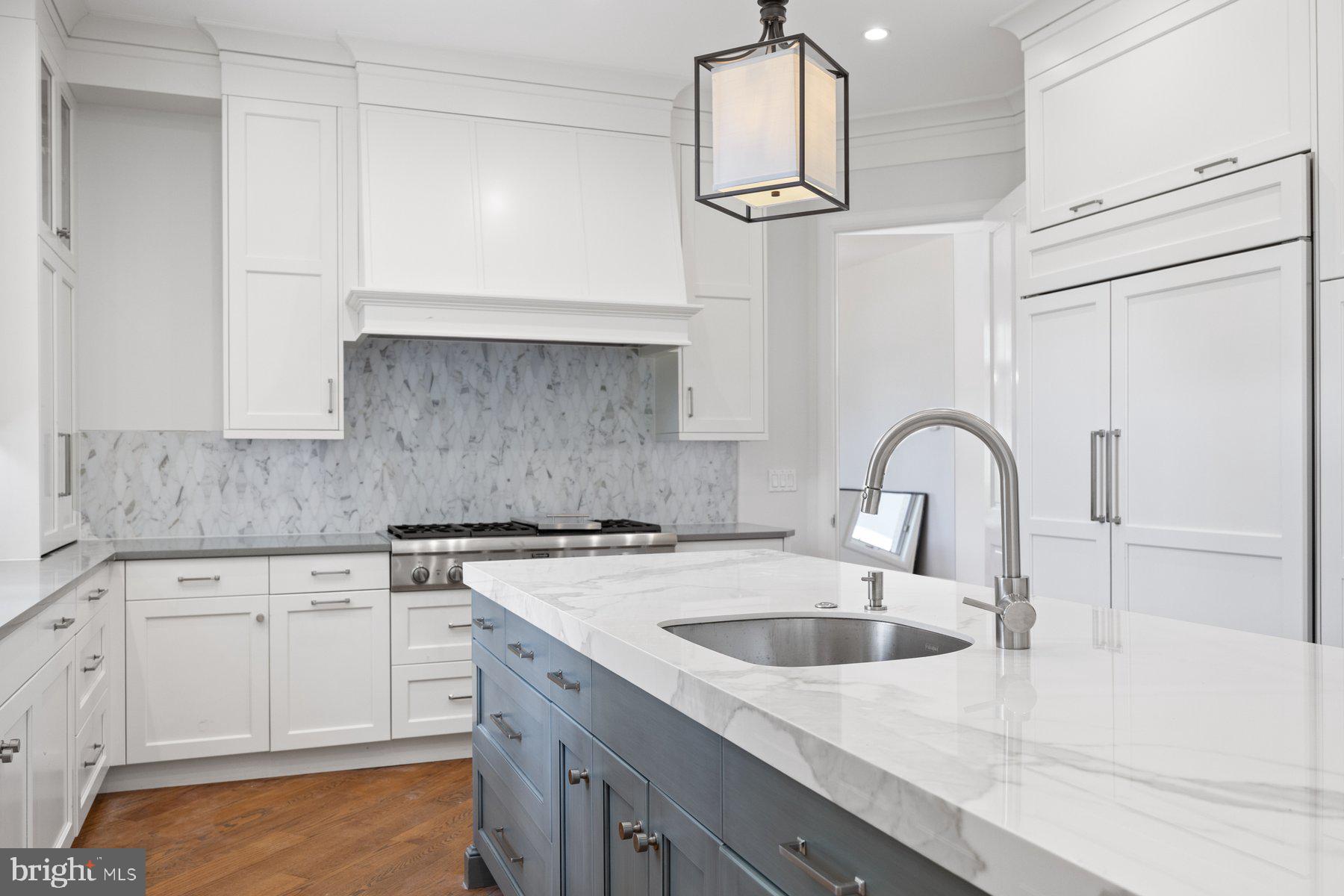 BURNING TREE VALLEY - Residential