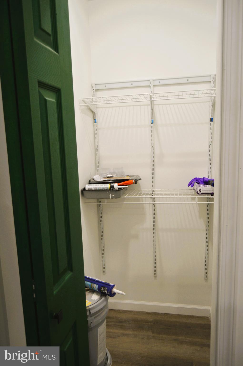 WEST OAK LANE - Residential Lease