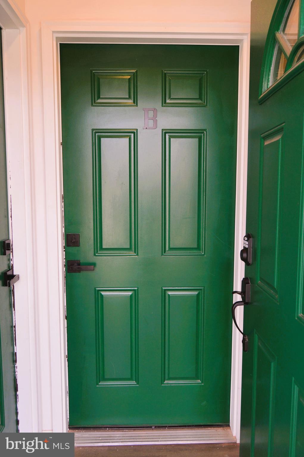 WEST OAK LANE - Residential Lease