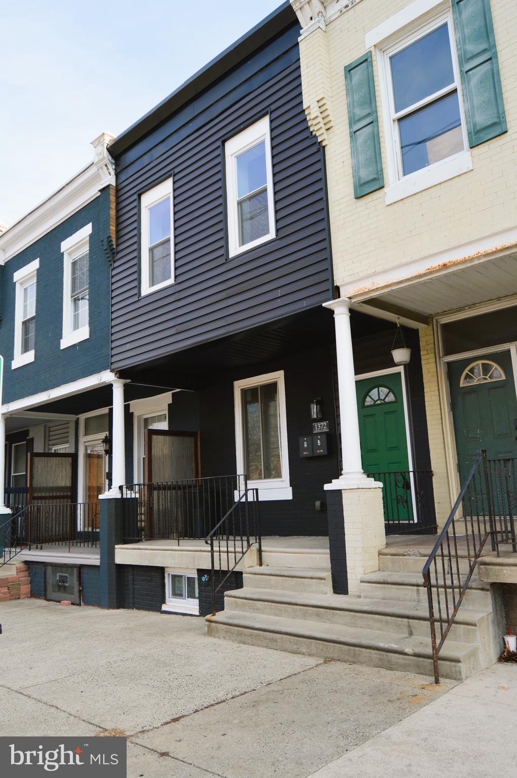 WEST OAK LANE - Residential Lease