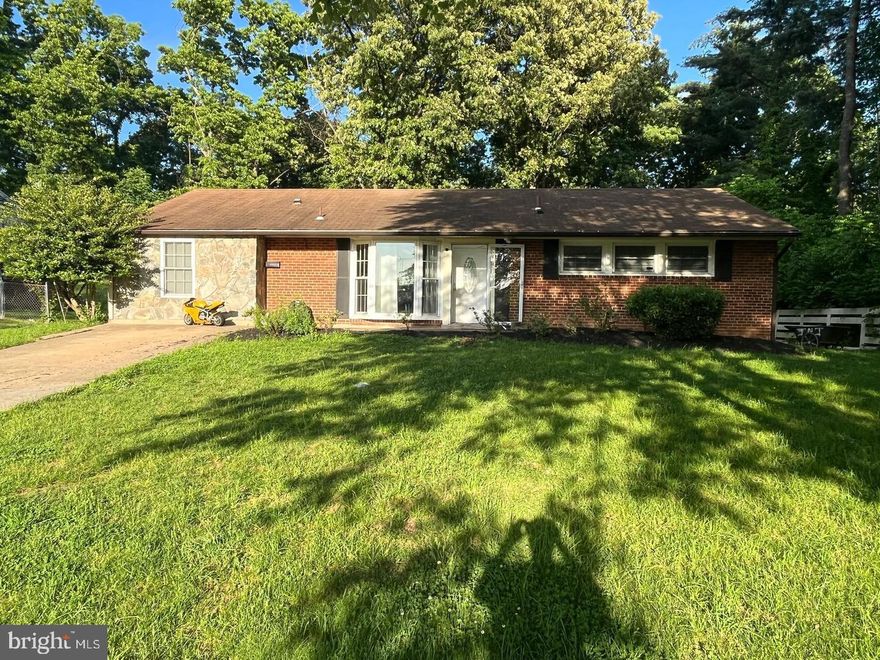 Beautiful Home, Very Well Maintained,  Open Floor Plan, Great Family Room, Kitchen and Dinning Room.  Good Size 3 Bedrooms and 2 Baths. Two Bonus rooms and Two outdoor storage units.  Huge Kitchen Island.  Beautiful double door entrance,  Wonderful Backyard.  This house is a must see.  Conveniently located near major highways.  Rent back request till June 15, 2024 PROPERTY IS  OCCUPIED AND MONITORED THROUGH CAMERA.  No Trespassing allowed