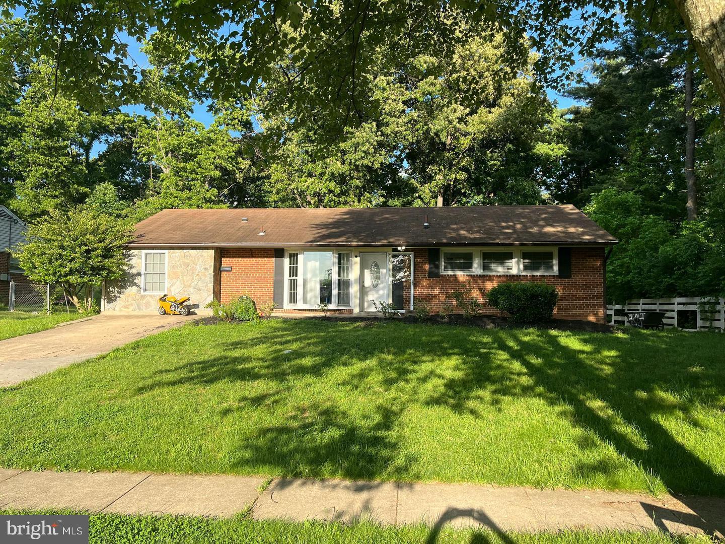 EDSALL PARK - Residential