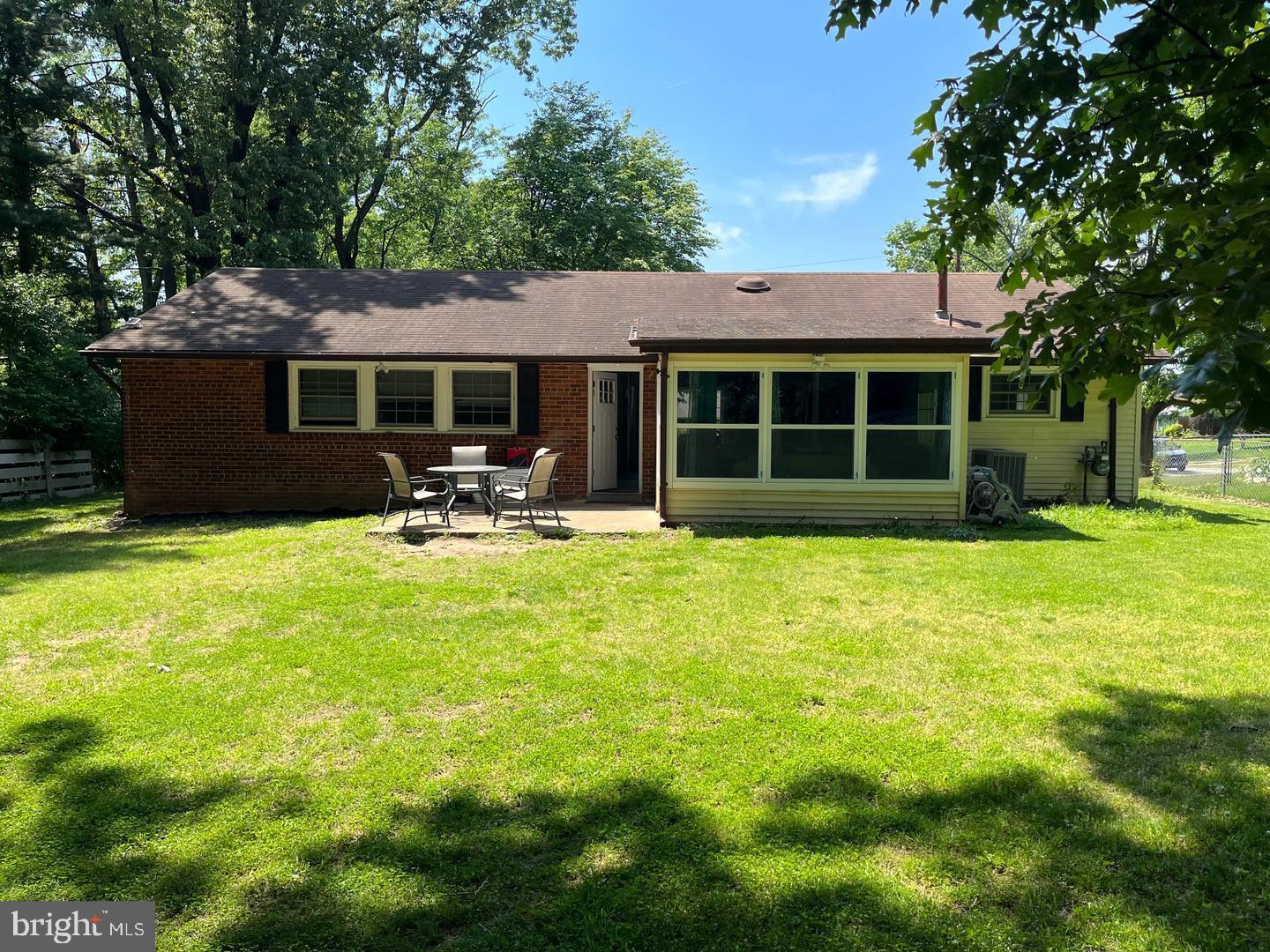 EDSALL PARK - Residential