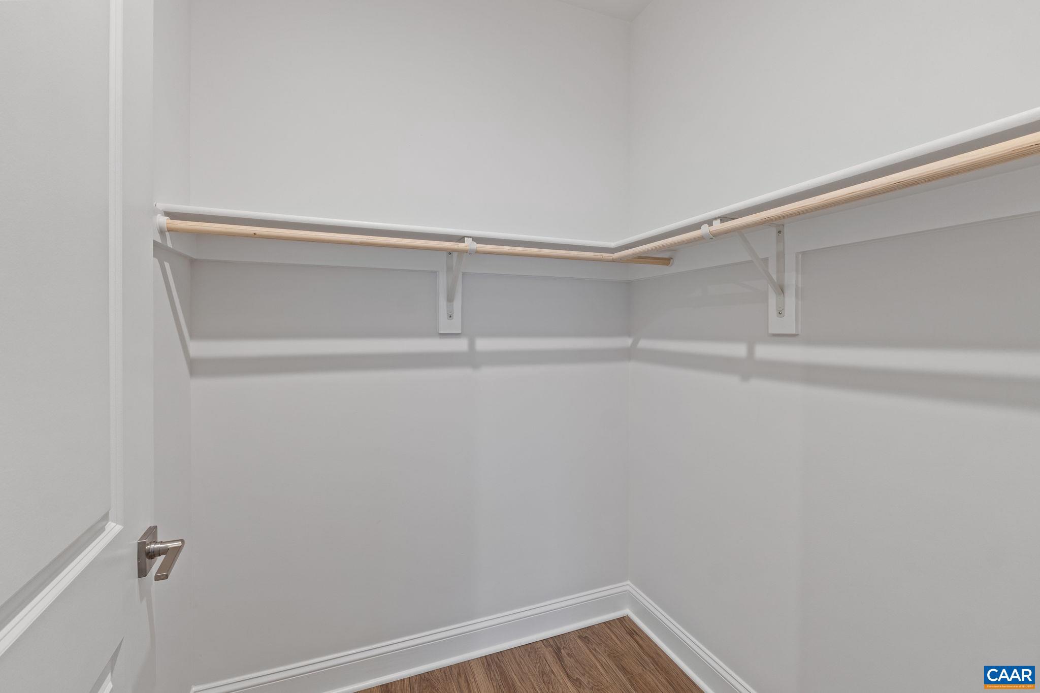 SPRING CREEK - Residential