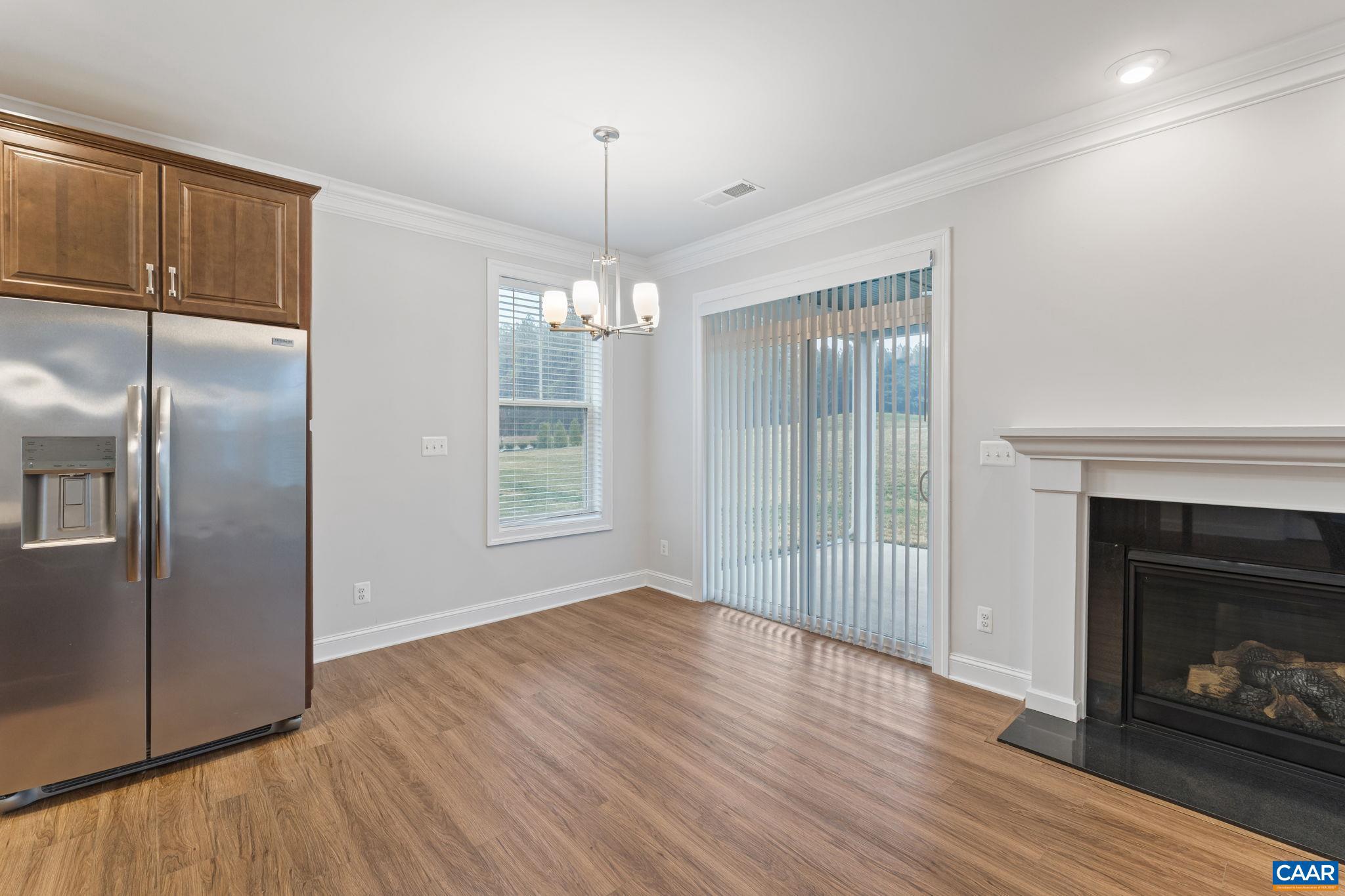 SPRING CREEK - Residential