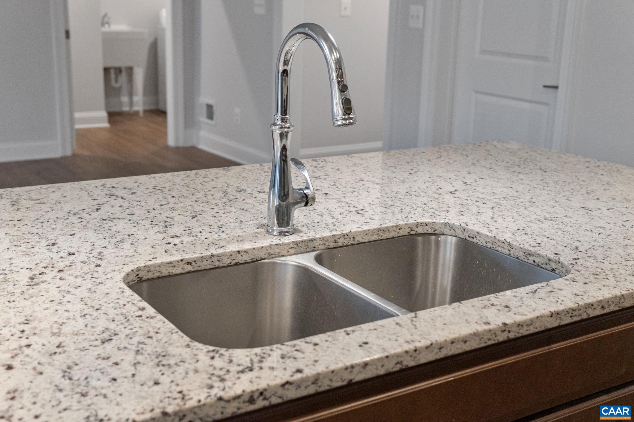 SPRING CREEK - Residential