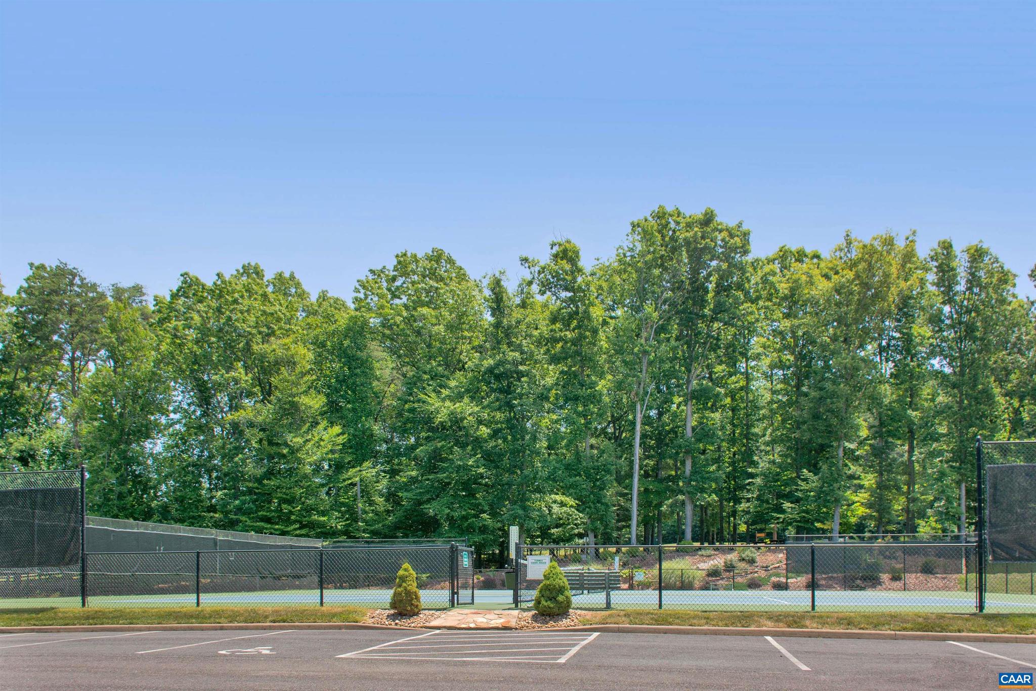 SPRING CREEK - Residential