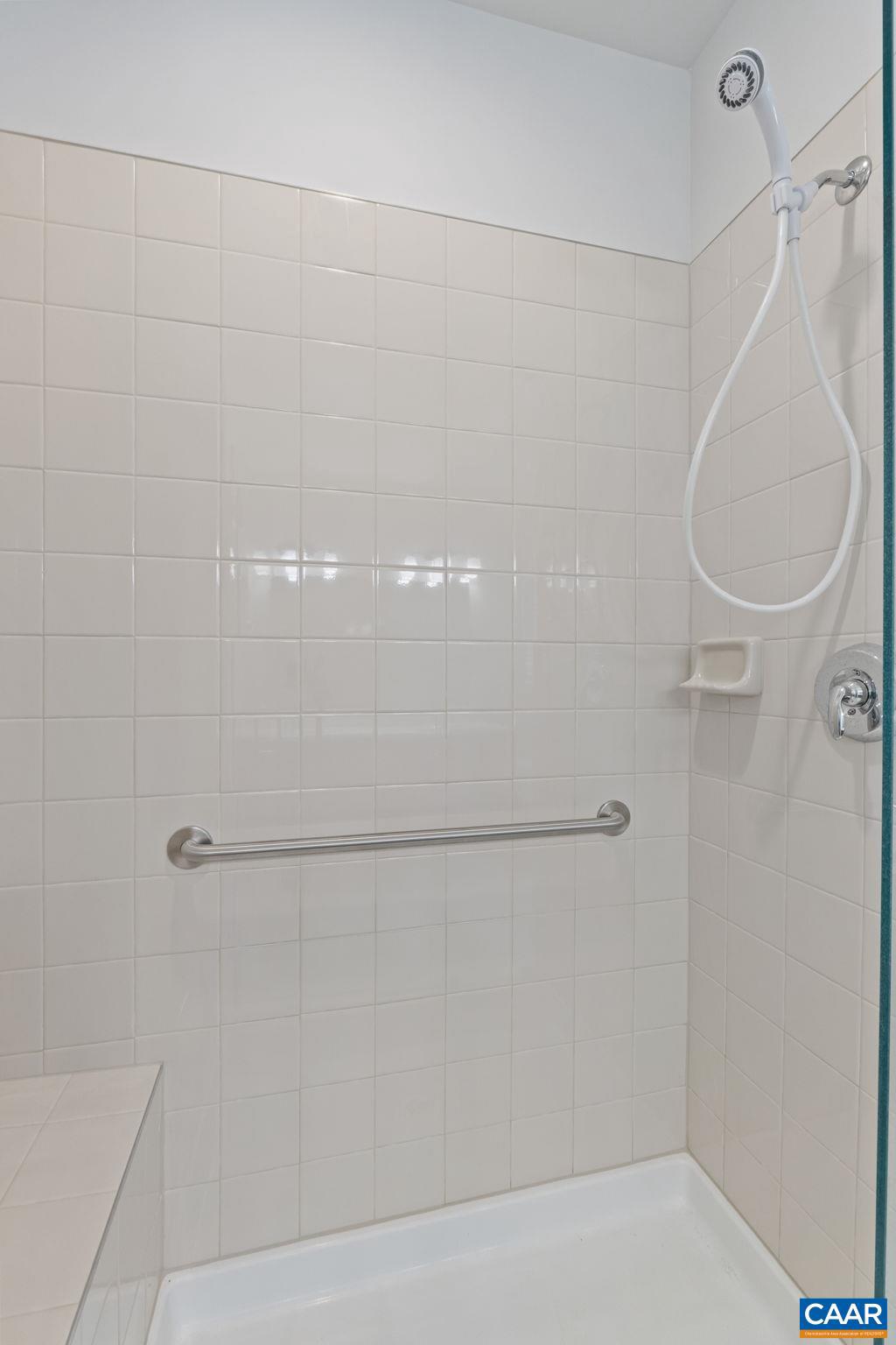 SPRING CREEK - Residential