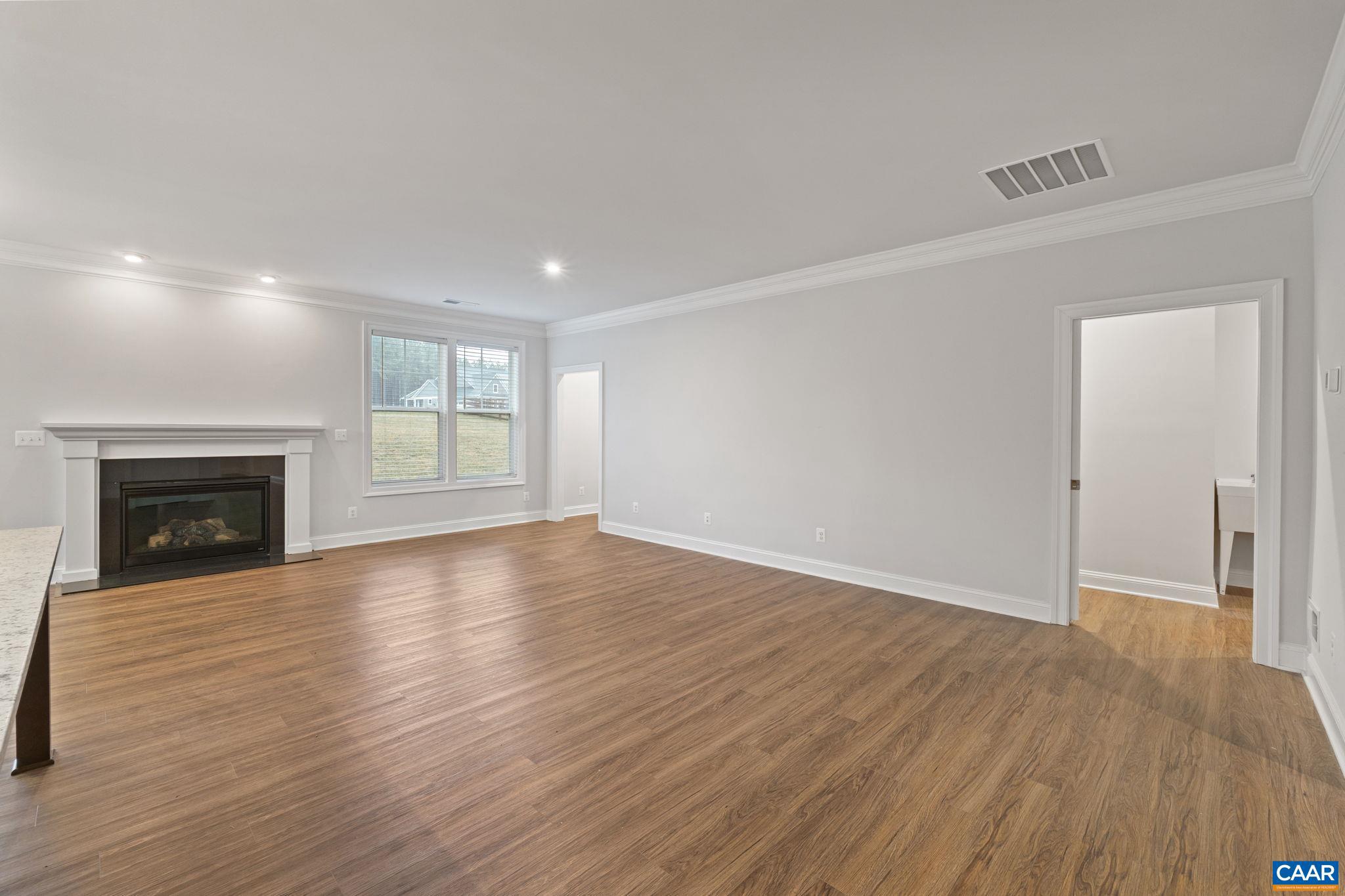 SPRING CREEK - Residential