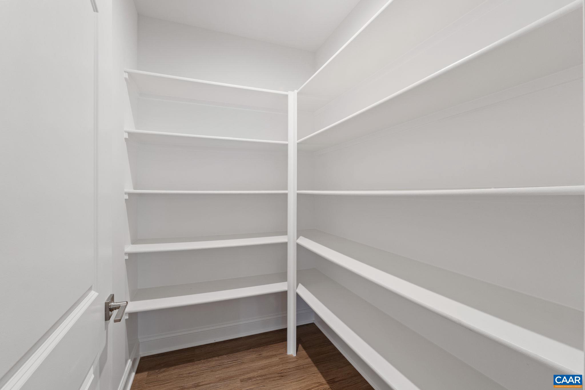 SPRING CREEK - Residential