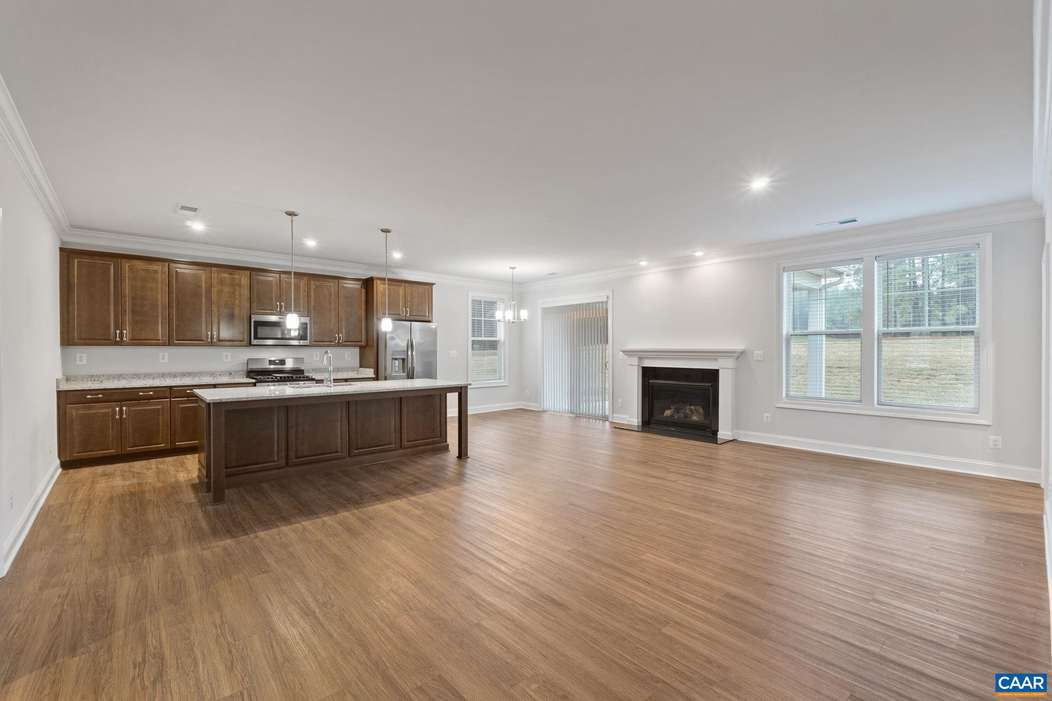 SPRING CREEK - Residential