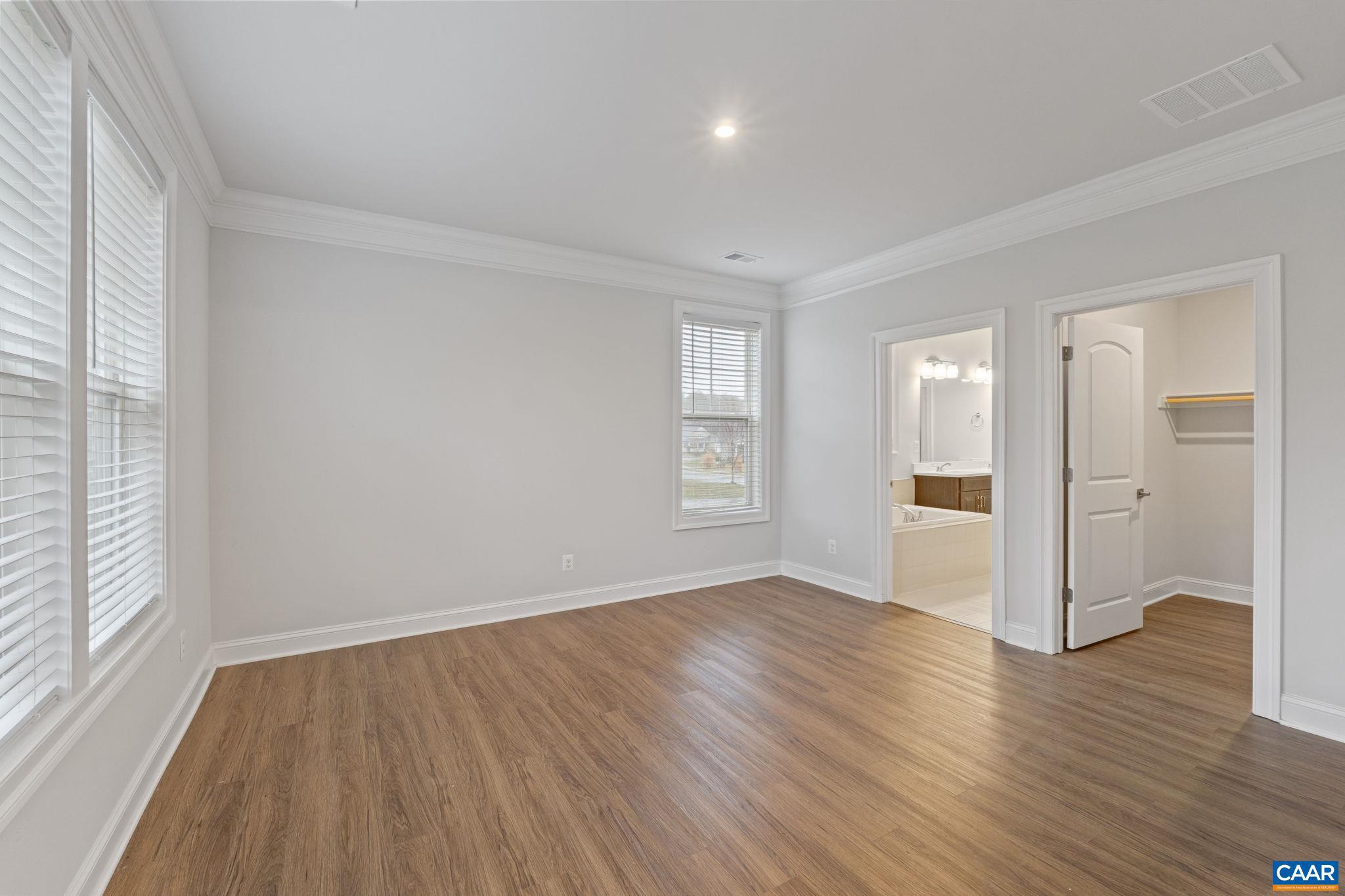 SPRING CREEK - Residential